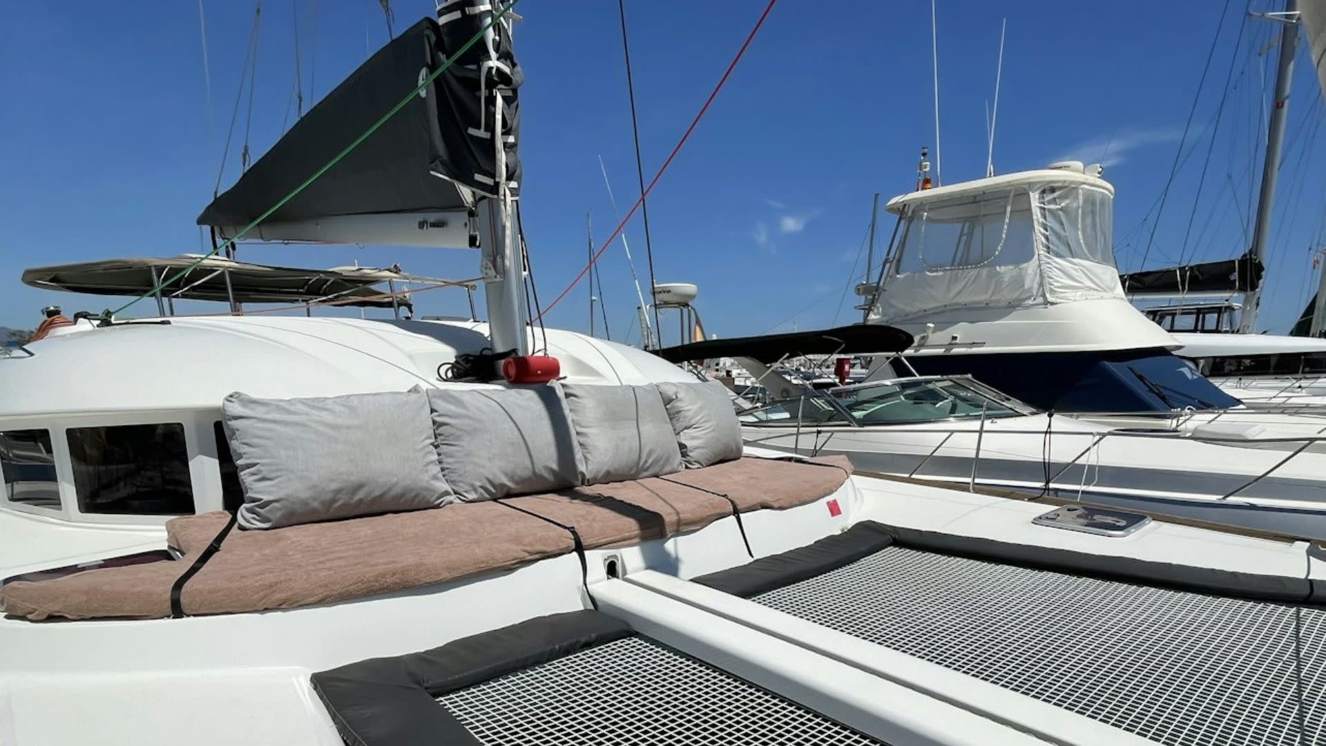 Catamaran excursions in Marbella - Thumbnail 6