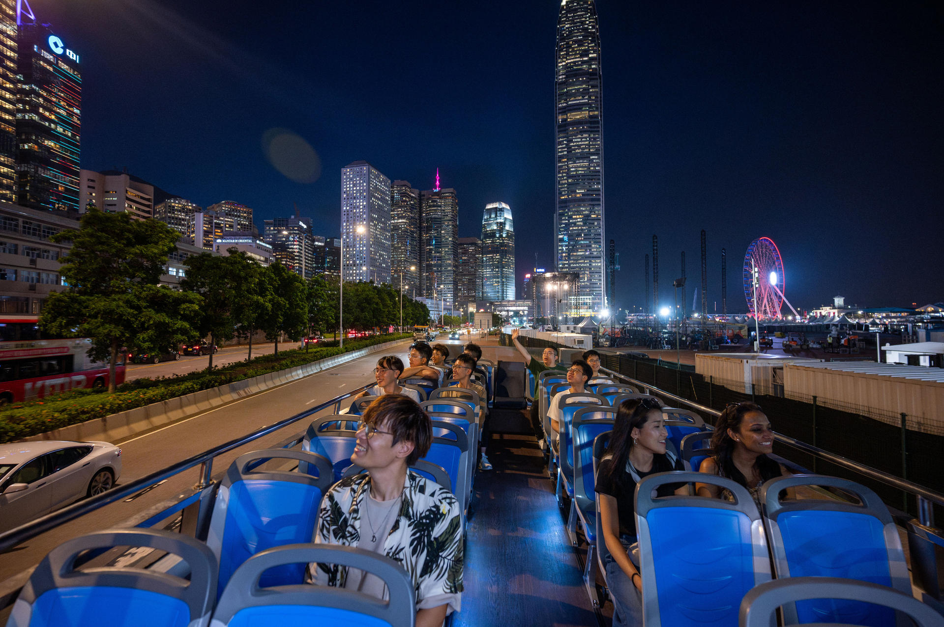 Citybus HK City Sightseeing Bus - Hop On Hop Off Open-top double-decker bus - Thumbnail 6