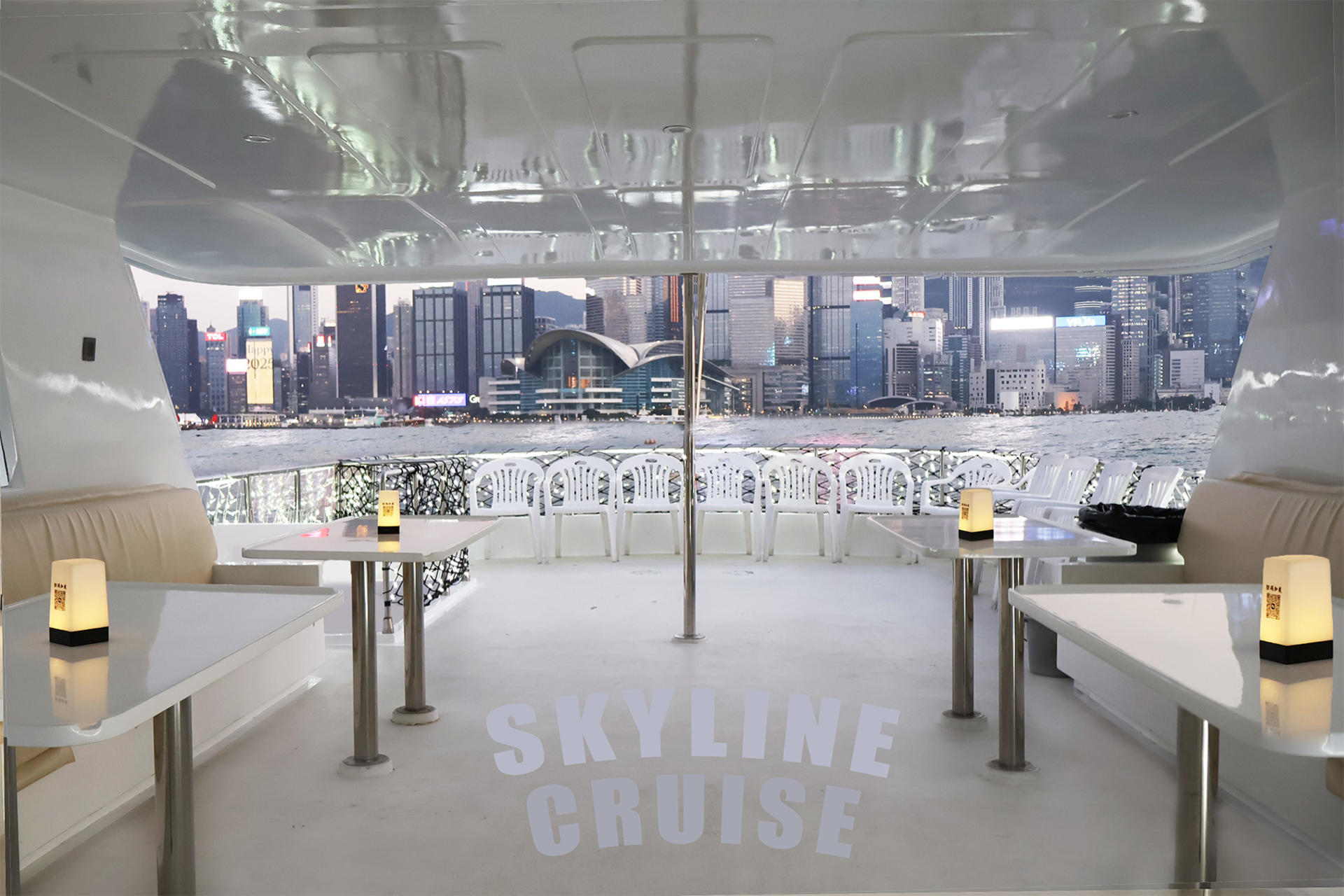 Sunset/Night Cruise of Victoria Harbour - Skyline Cruise (Unlimited Snacks Drinks+Photography+Live Tour Ambassador) - Thumbnail 4