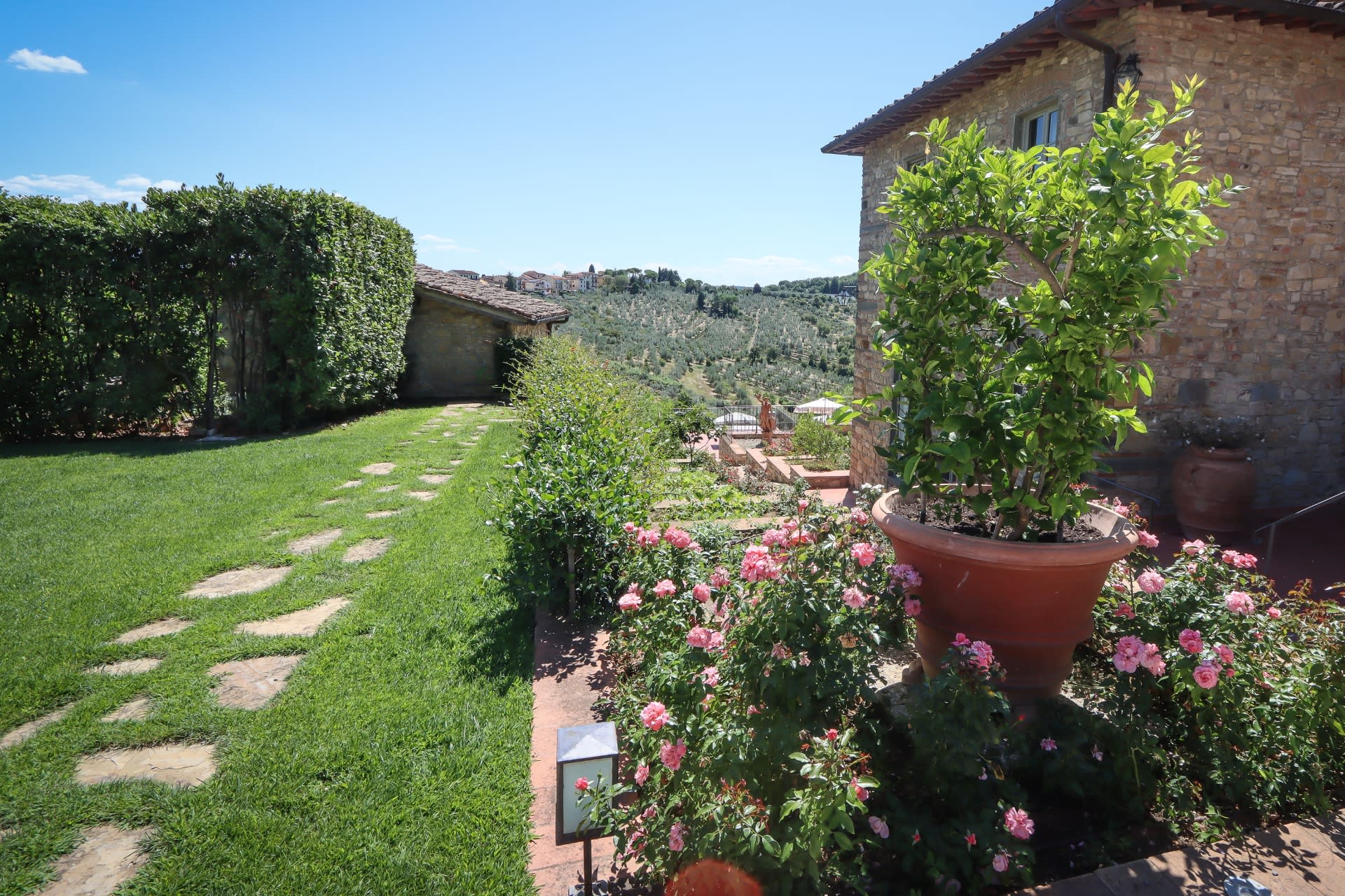 Guided Tuscany Chianti Drive: FIAT E-Car, Wine & Tuscan Lunch - Thumbnail 12