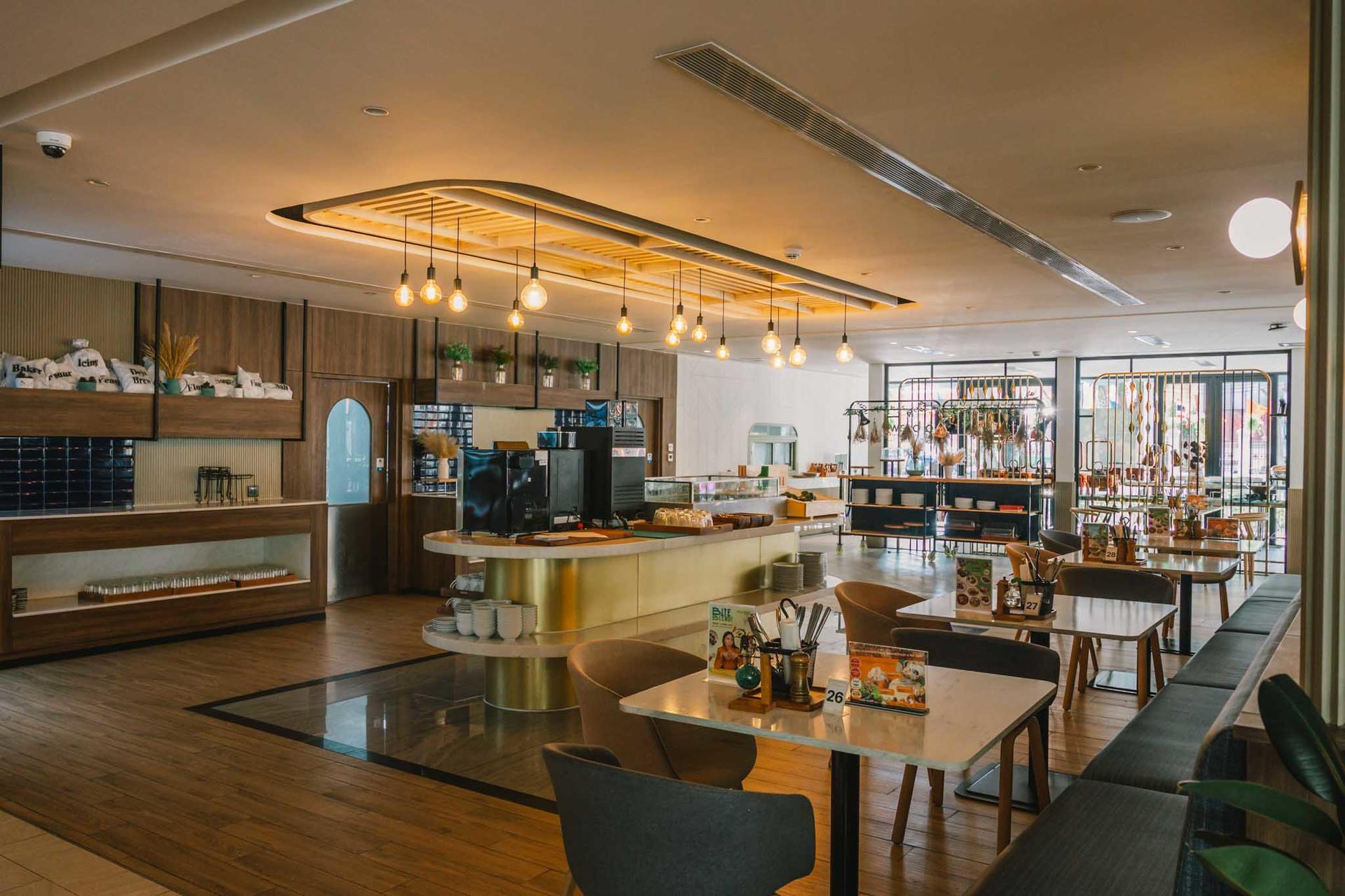 Deja Brew Lifestyle Cafe at Centara Life Hotel Bangkok Phra Nakhon - Thumbnail 58