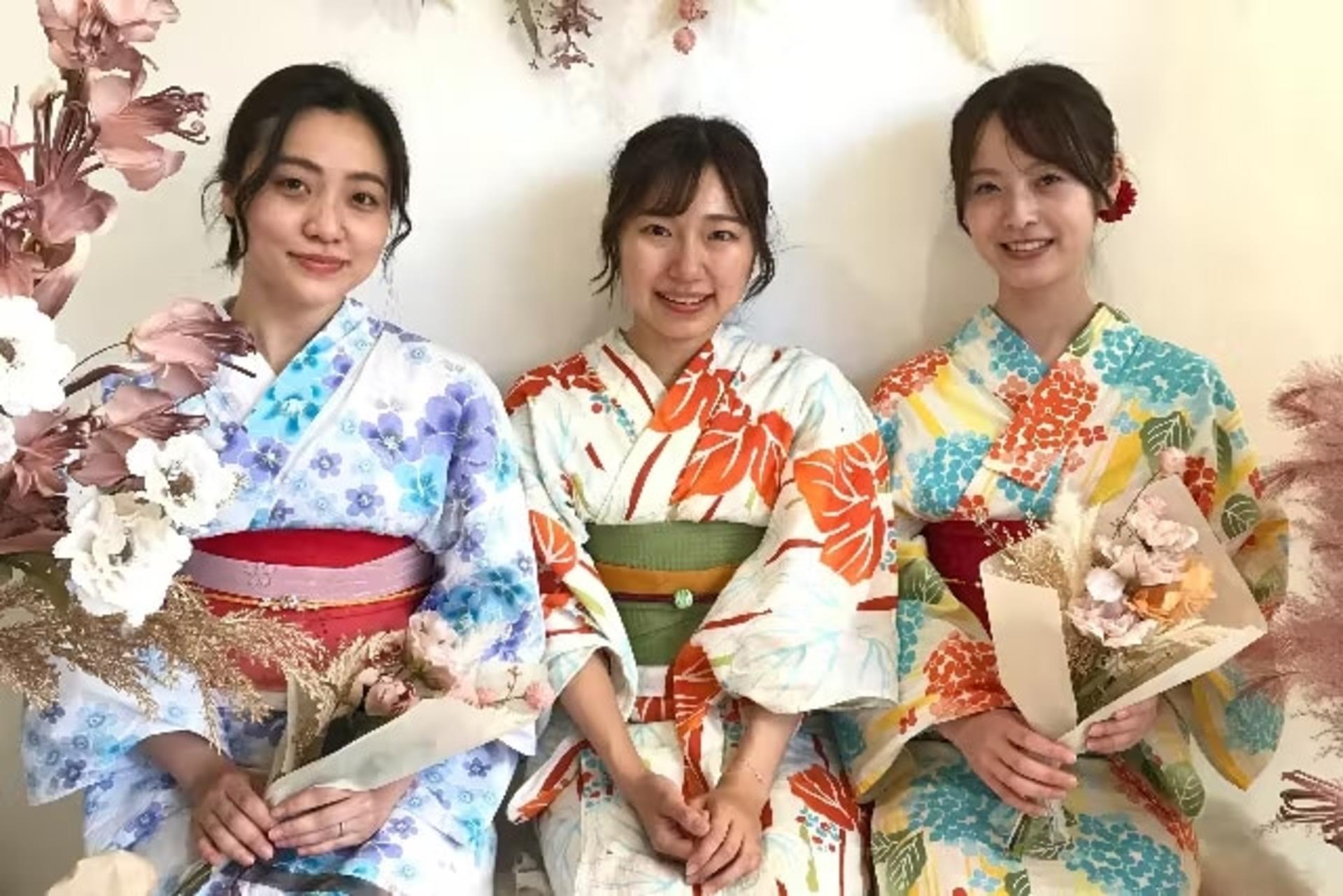 Kimono Rental by Karen Kyoto Fushimi Inari - Thumbnail 5