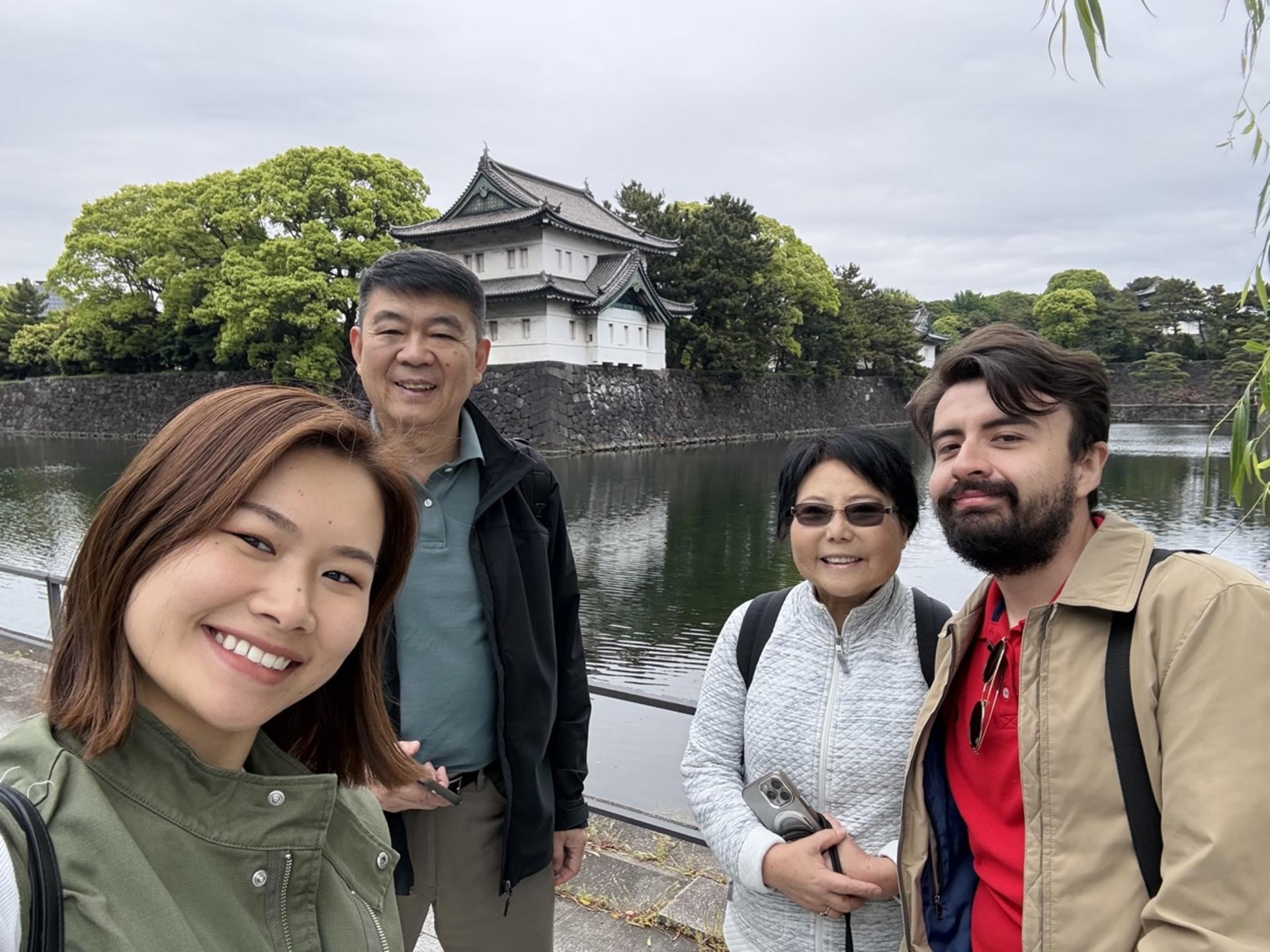 Tokyo: Imperial Palace & Shogun Castle Walking Tour - Thumbnail 10