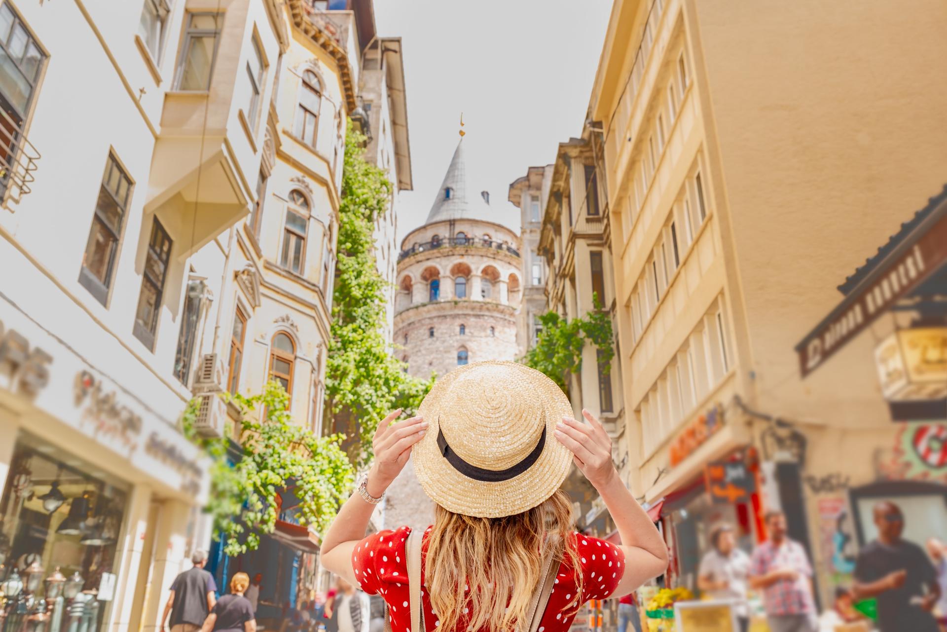 Istanbul Galata Hillside Half-Day Walking Tour - Image 1