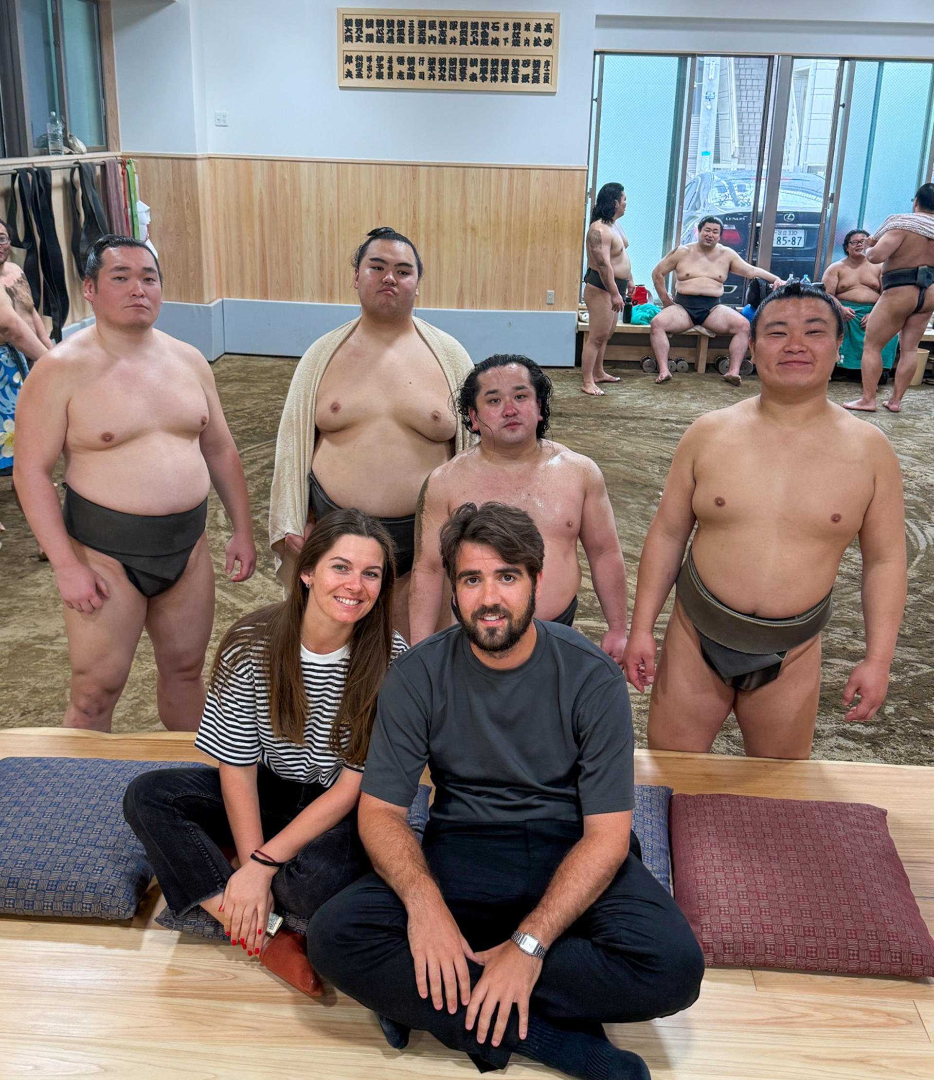 Tokyo Real Sumo Morning Practice with Expert Reporter - Thumbnail 26