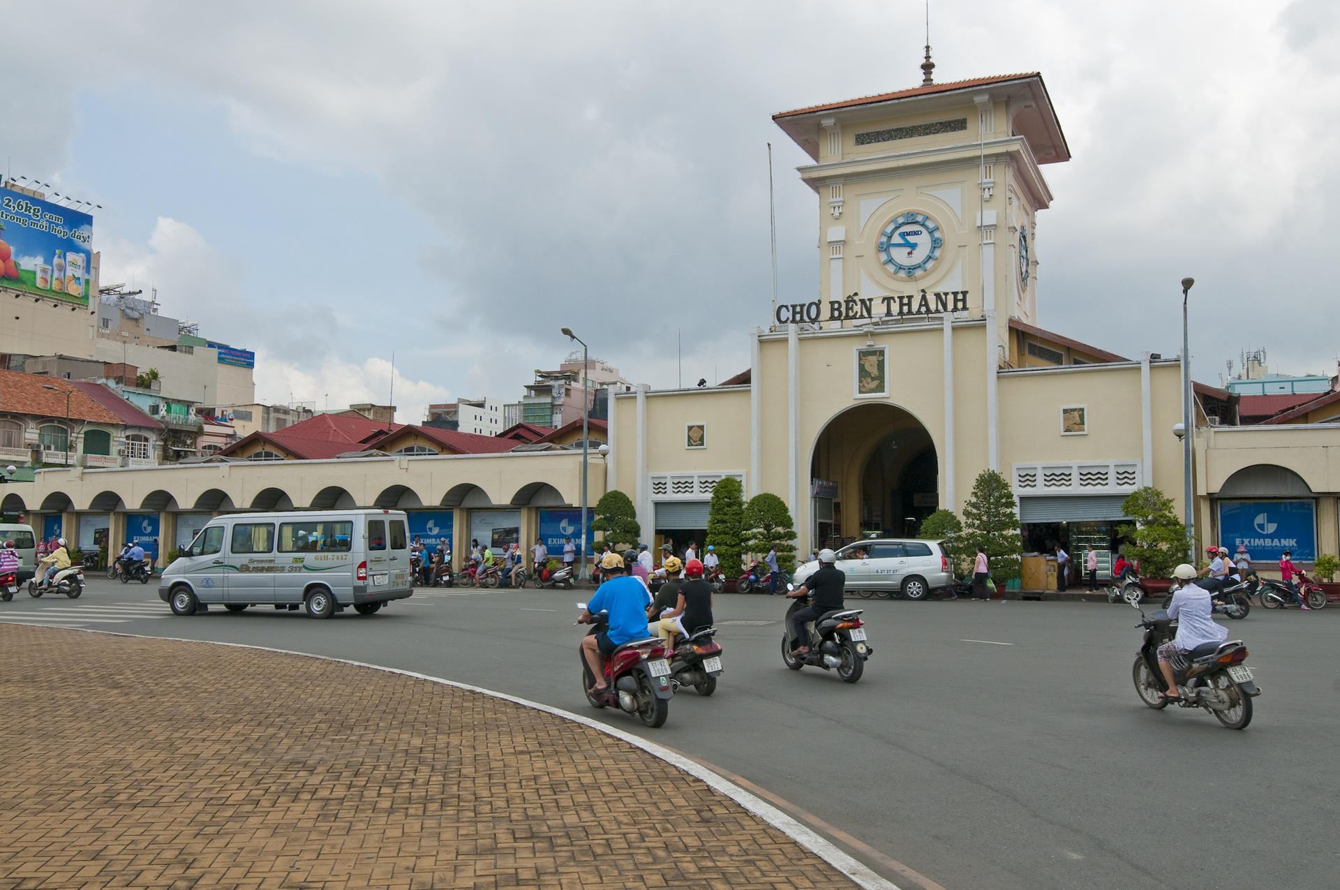 Ho Chi Minh City Half-Day Historical & Cultural Tour - Image 1