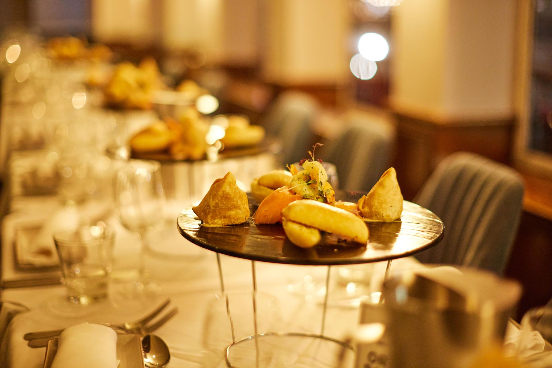 Sydney Classic Cabaret Dinner - Thumbnail 10