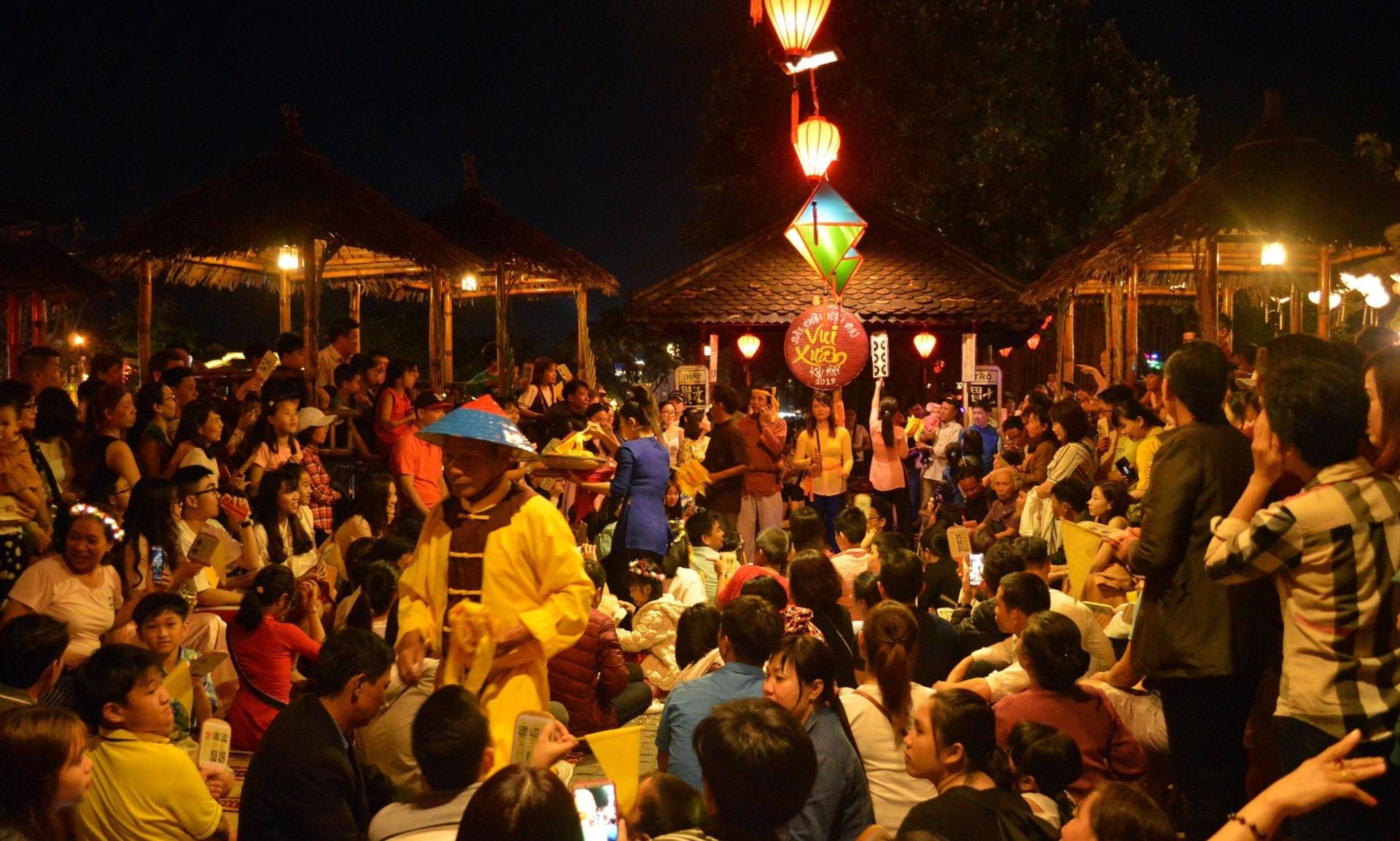 Hoi An Night Experience - Image 1