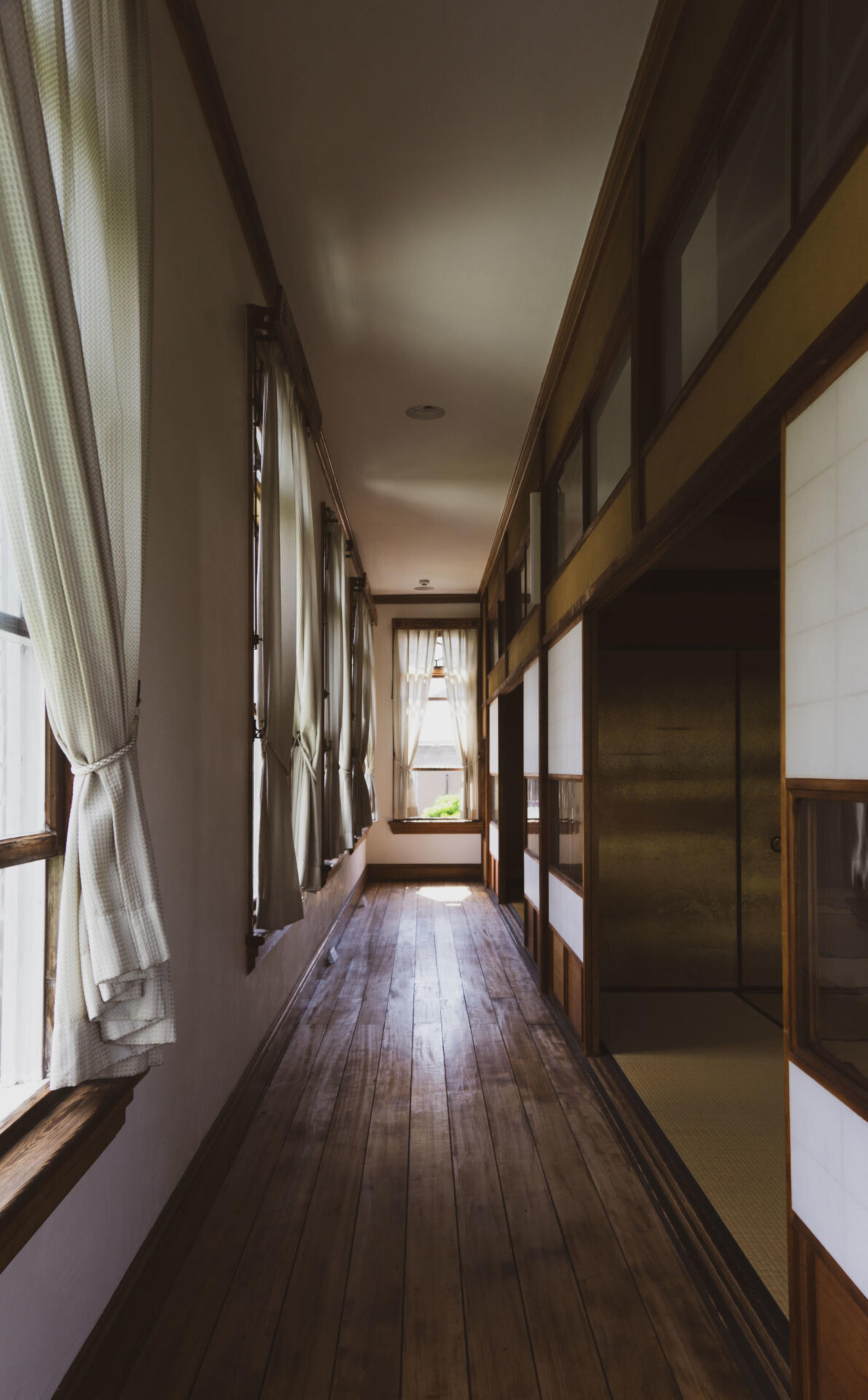 Guided Walk through Nagoya's Castle, Gardens, and Historic Estates - Thumbnail 7
