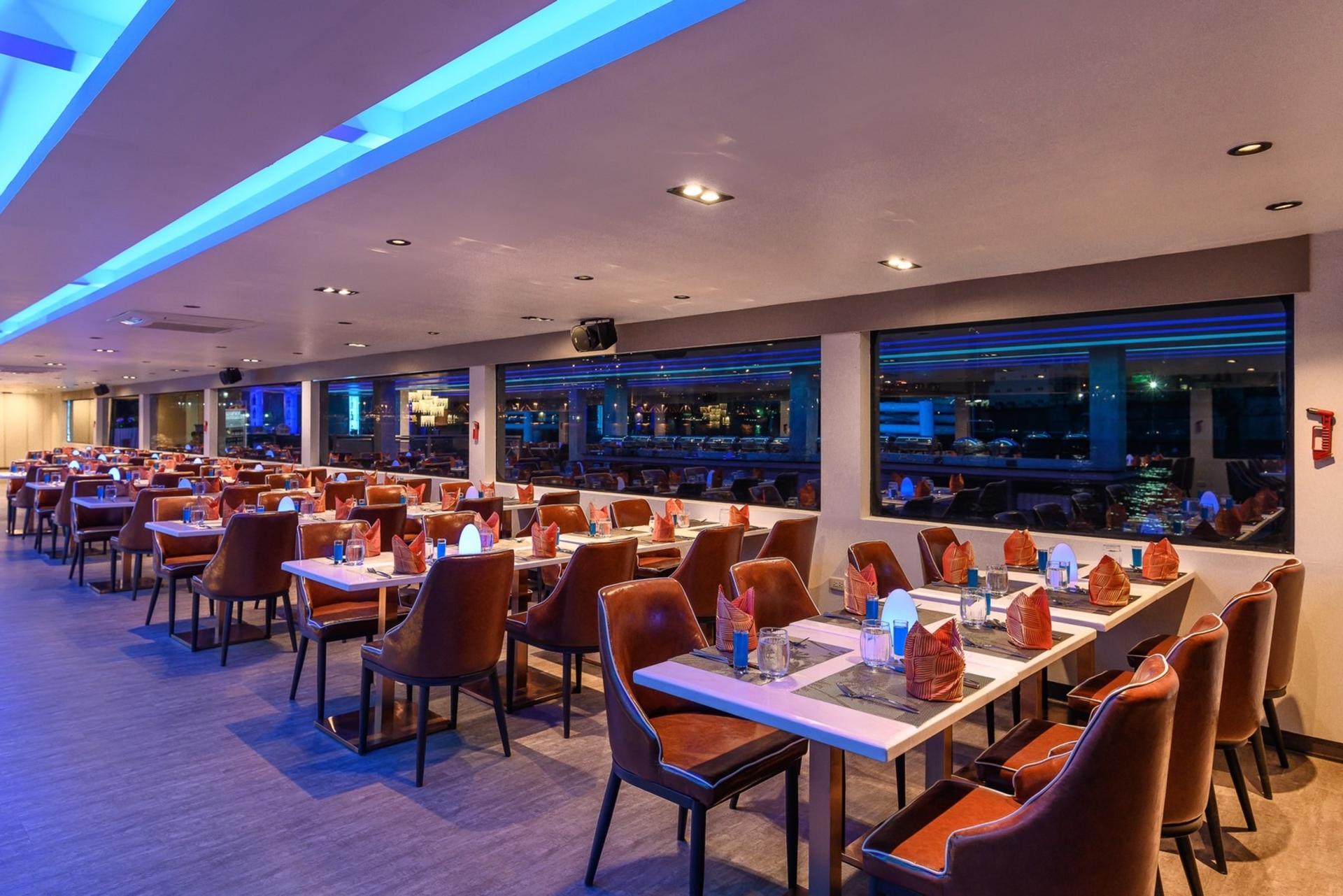 Royal Princess Dinner Cruise in Bangkok - Thumbnail 7