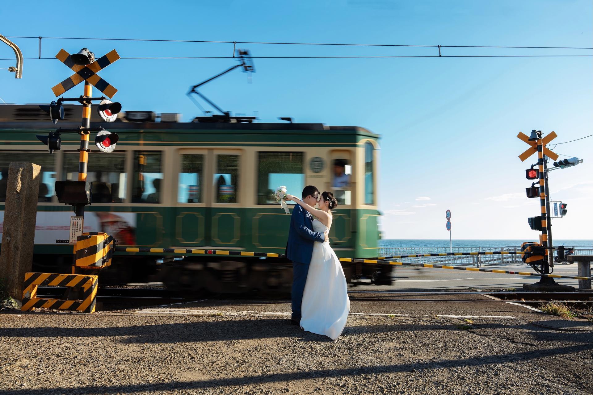 Tokyo: Wedding Dress & Kimono One-Day Photography (location is optional) - Thumbnail 12