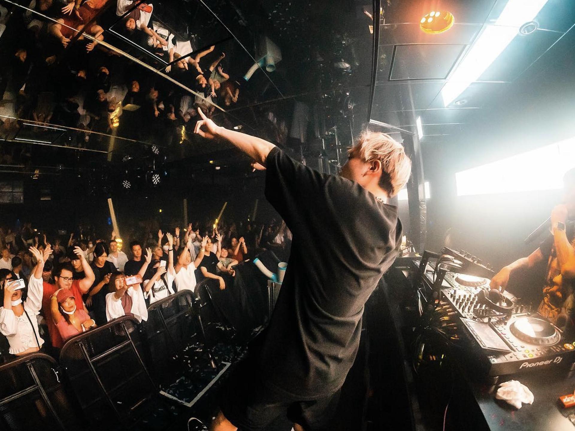 Japan Nightlife Pass: Access Famous Clubs in Tokyo & Osaka - Thumbnail 3