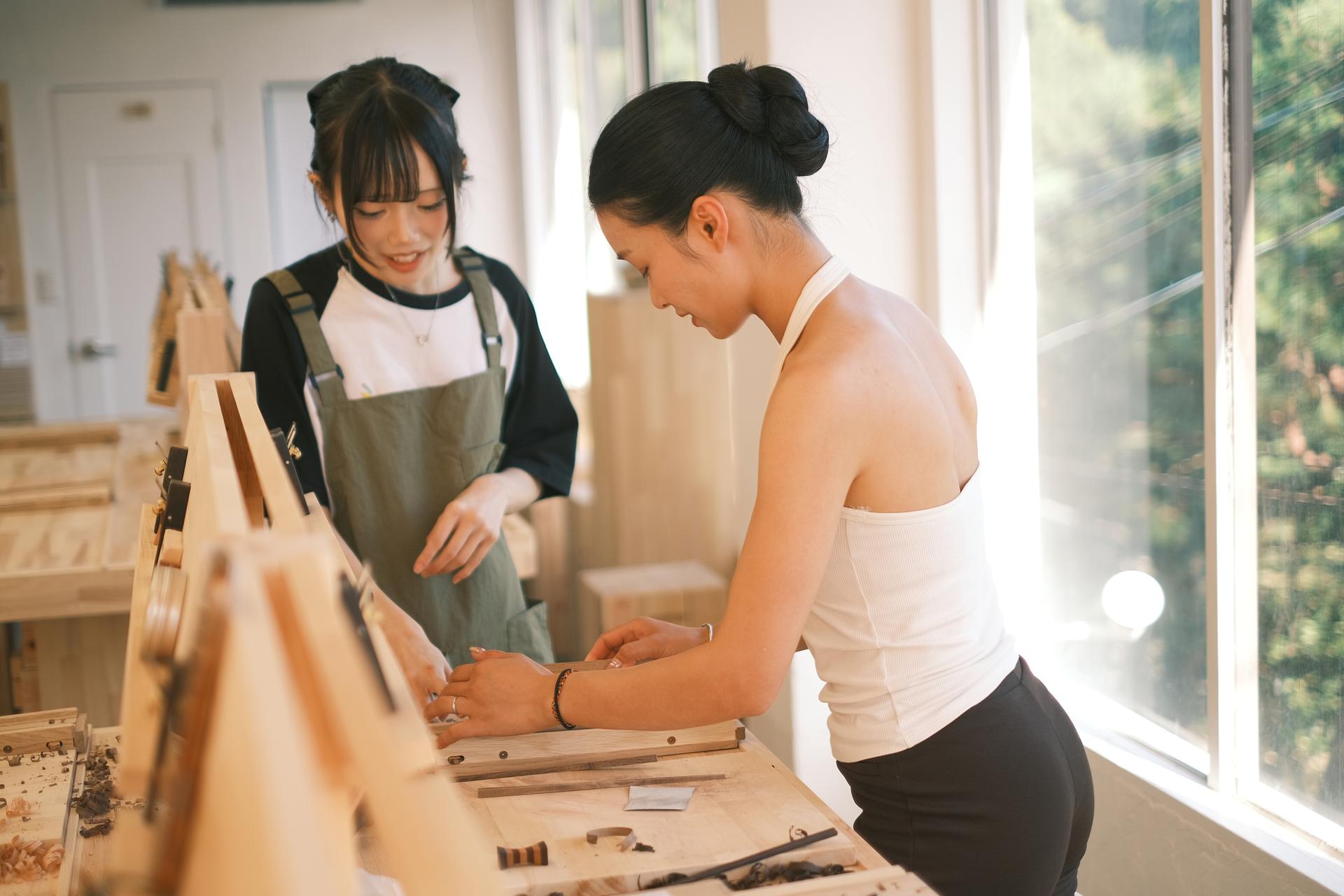 Original Japanese Chopstick Making Experience in Kyoto Gion (CHOPSTICKS LAB MISAKI) - Thumbnail 5