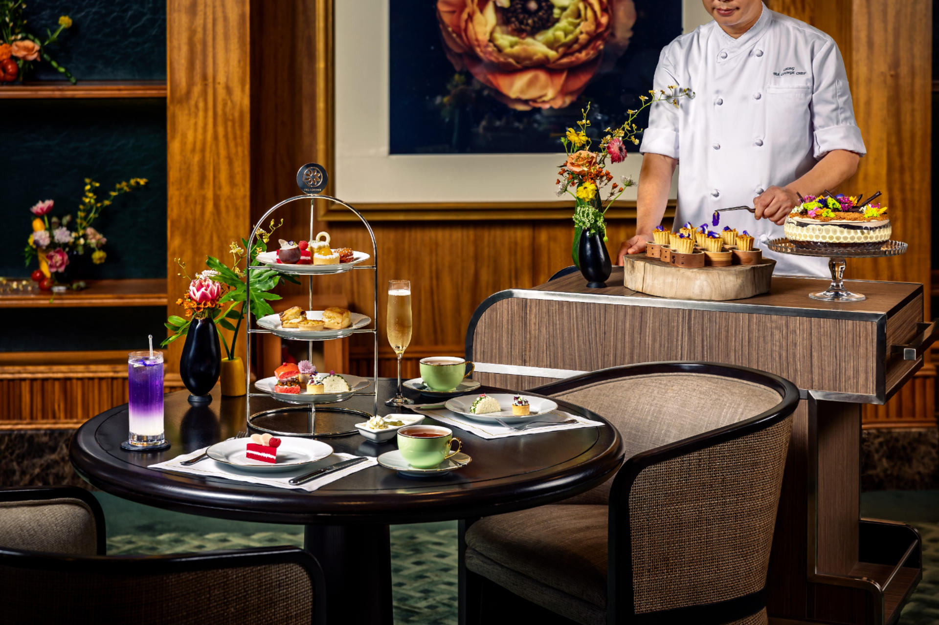 Tea Lounge at Conrad Singapore Orchard - Thumbnail 3