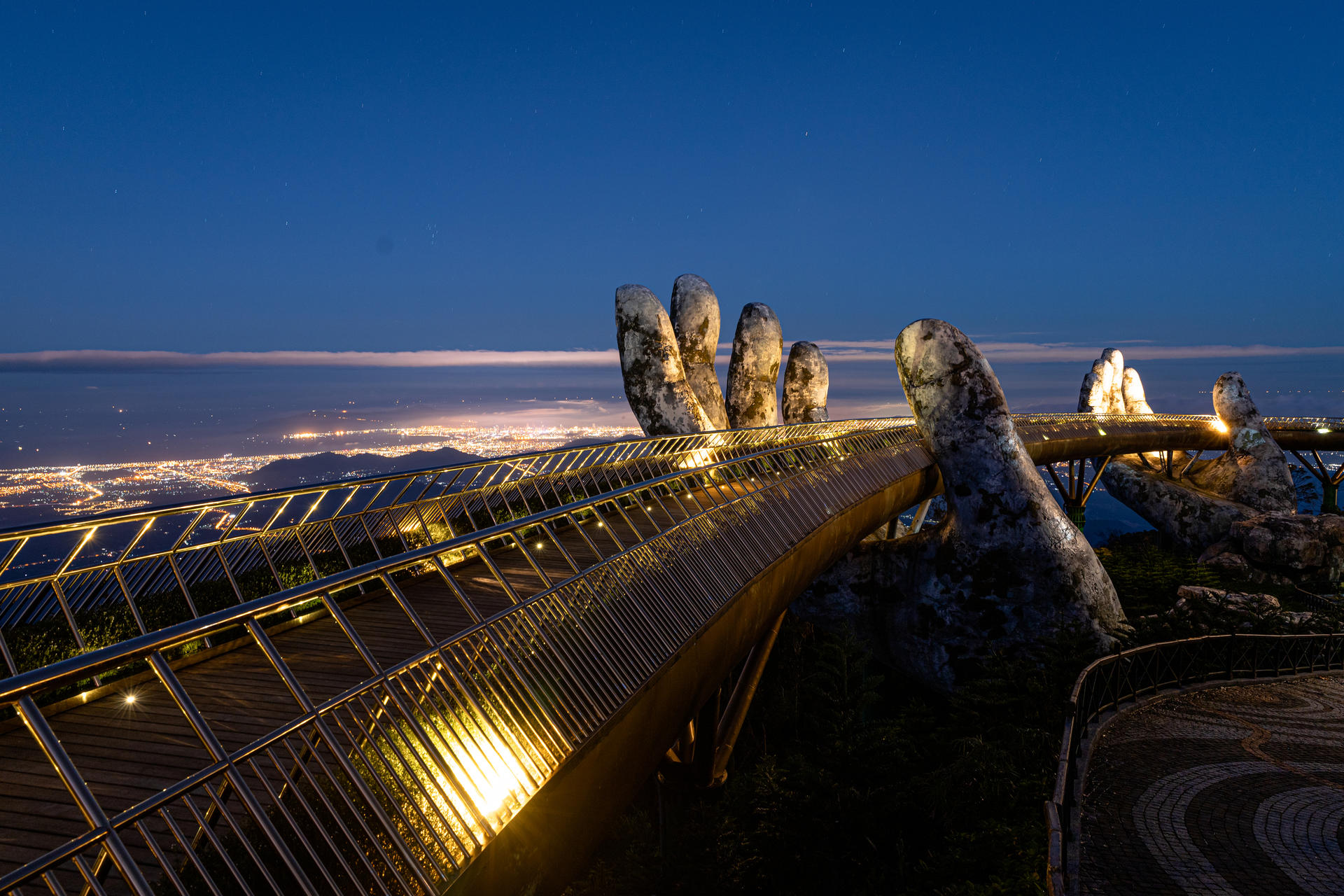 "Ba Na by Night" Ticket in Sun World Ba Na Hills - Thumbnail 13