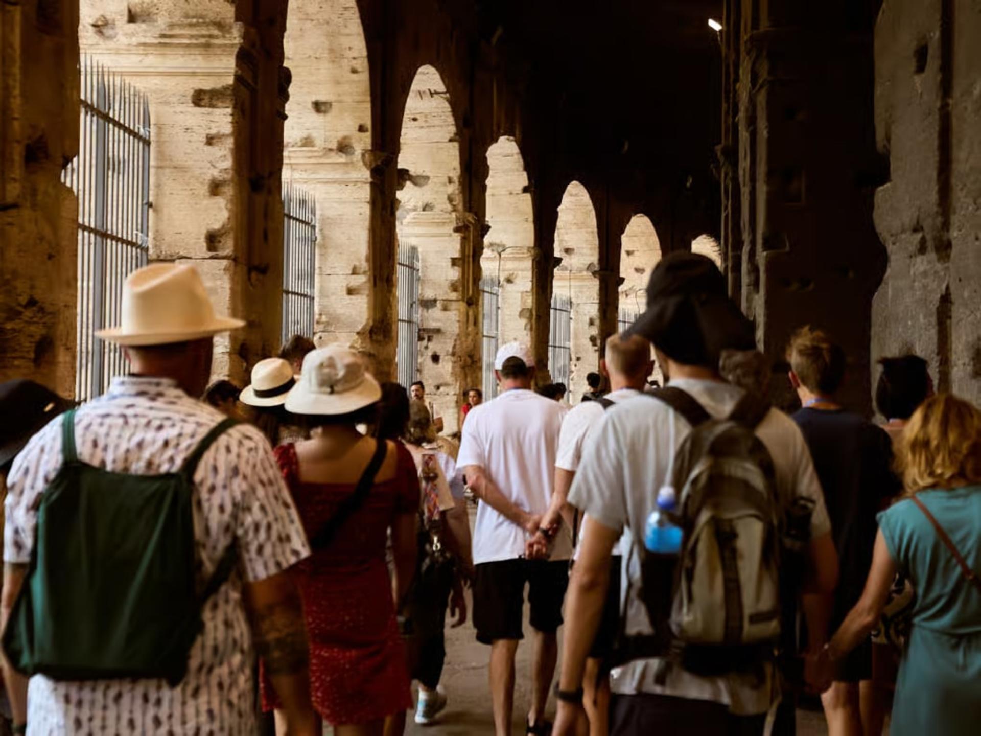 Vatican Museums & Sistine Chapel with COMBO Colosseum - Thumbnail 25