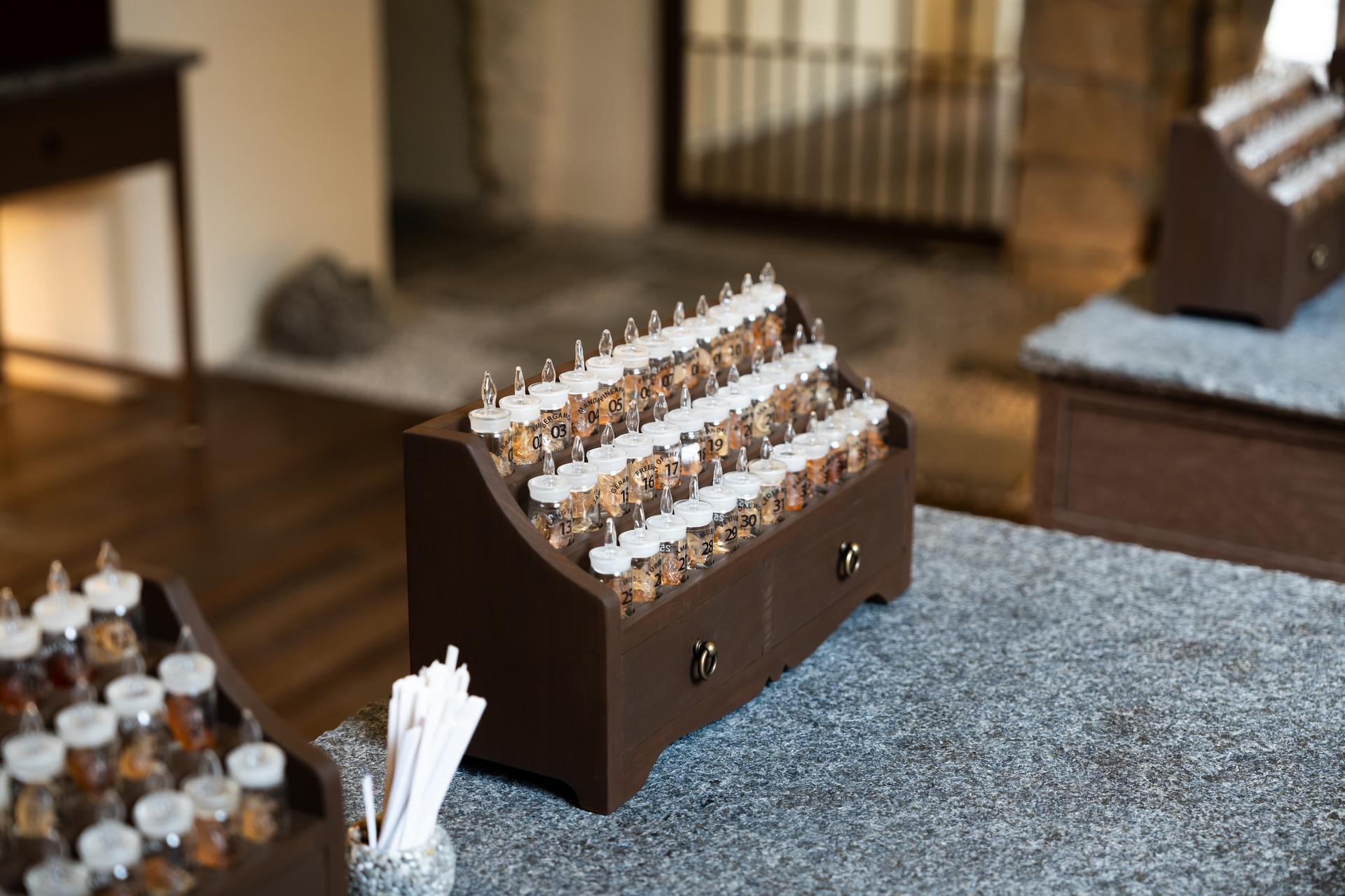 Greedy Scent Bukchon: Custom Perfume Making Class in Hanok Village - Thumbnail 24