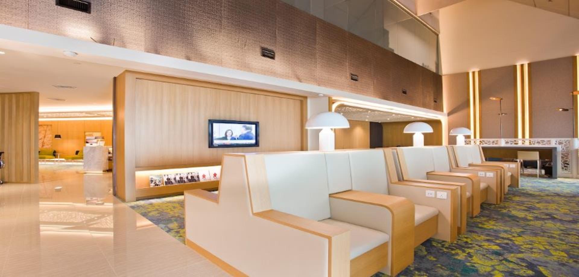 Ambassador Transit Lounge at Changi Airport (T2 &T3) - Thumbnail 4
