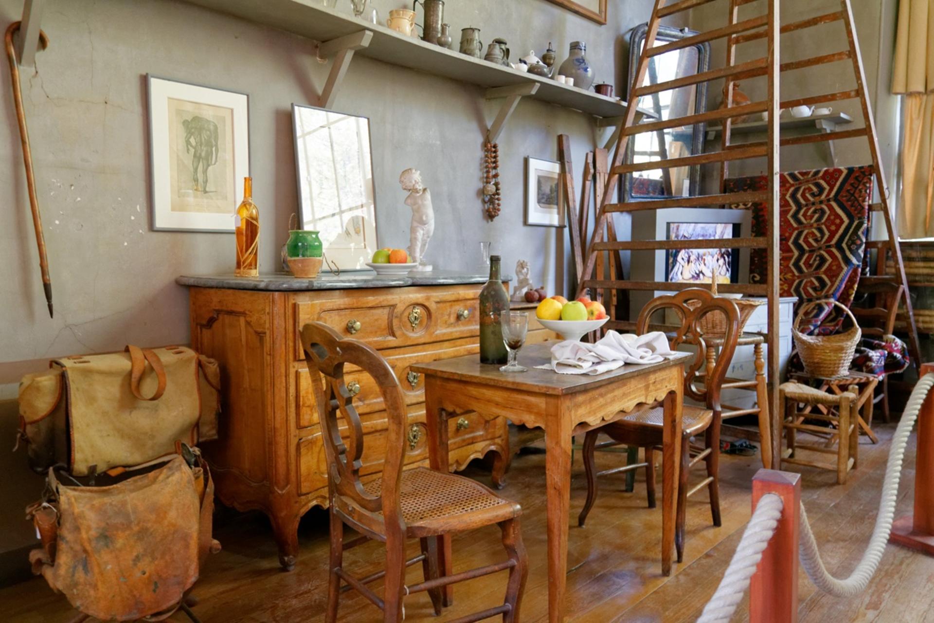 Private Tour of Aix-en-Provence:Cours Mirabeau & Old Town Highlights - Thumbnail 6