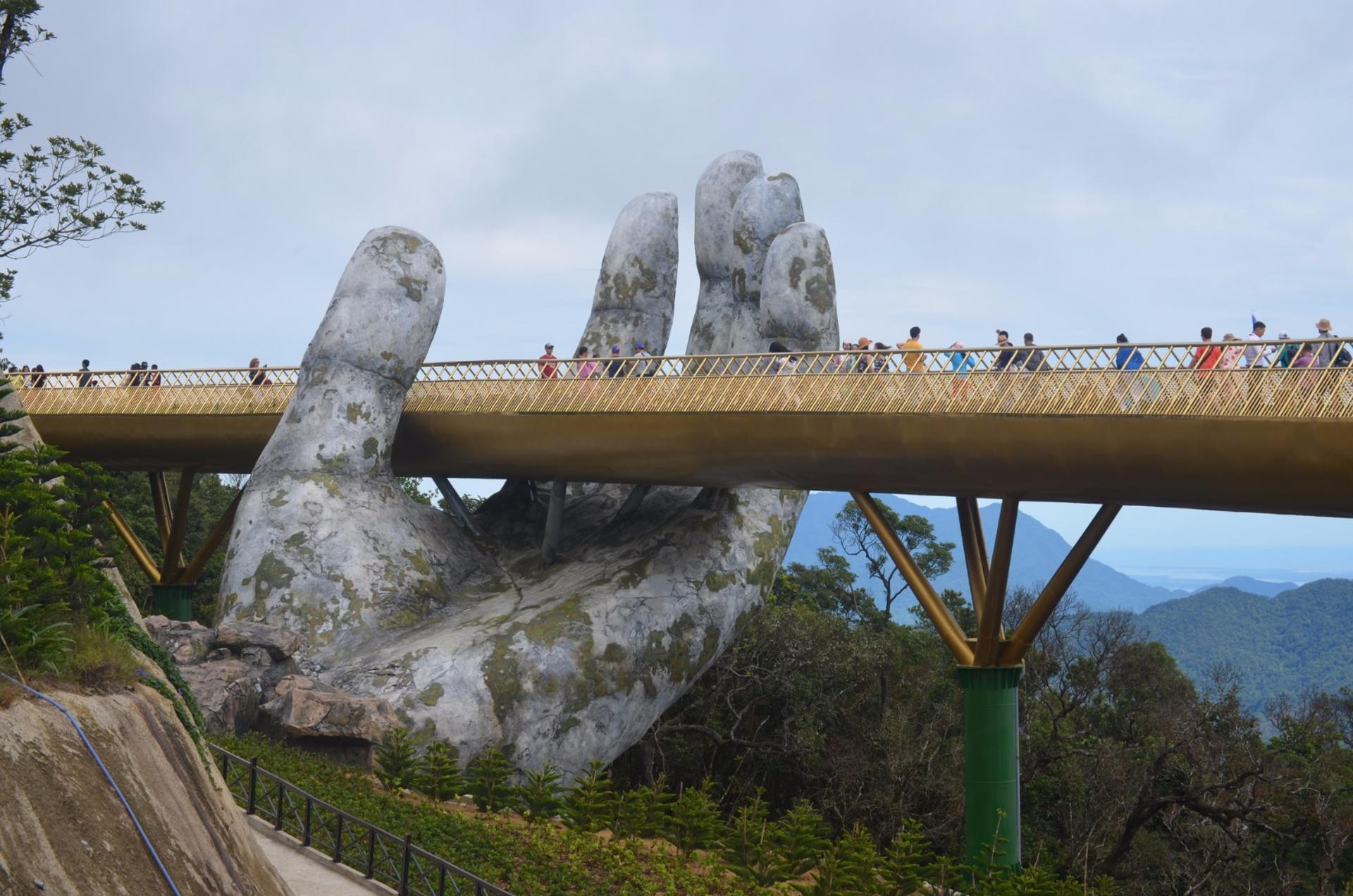 Ba Na Hills Day Trip from Da Nang with Chinese-Speaking Guide - Thumbnail 4