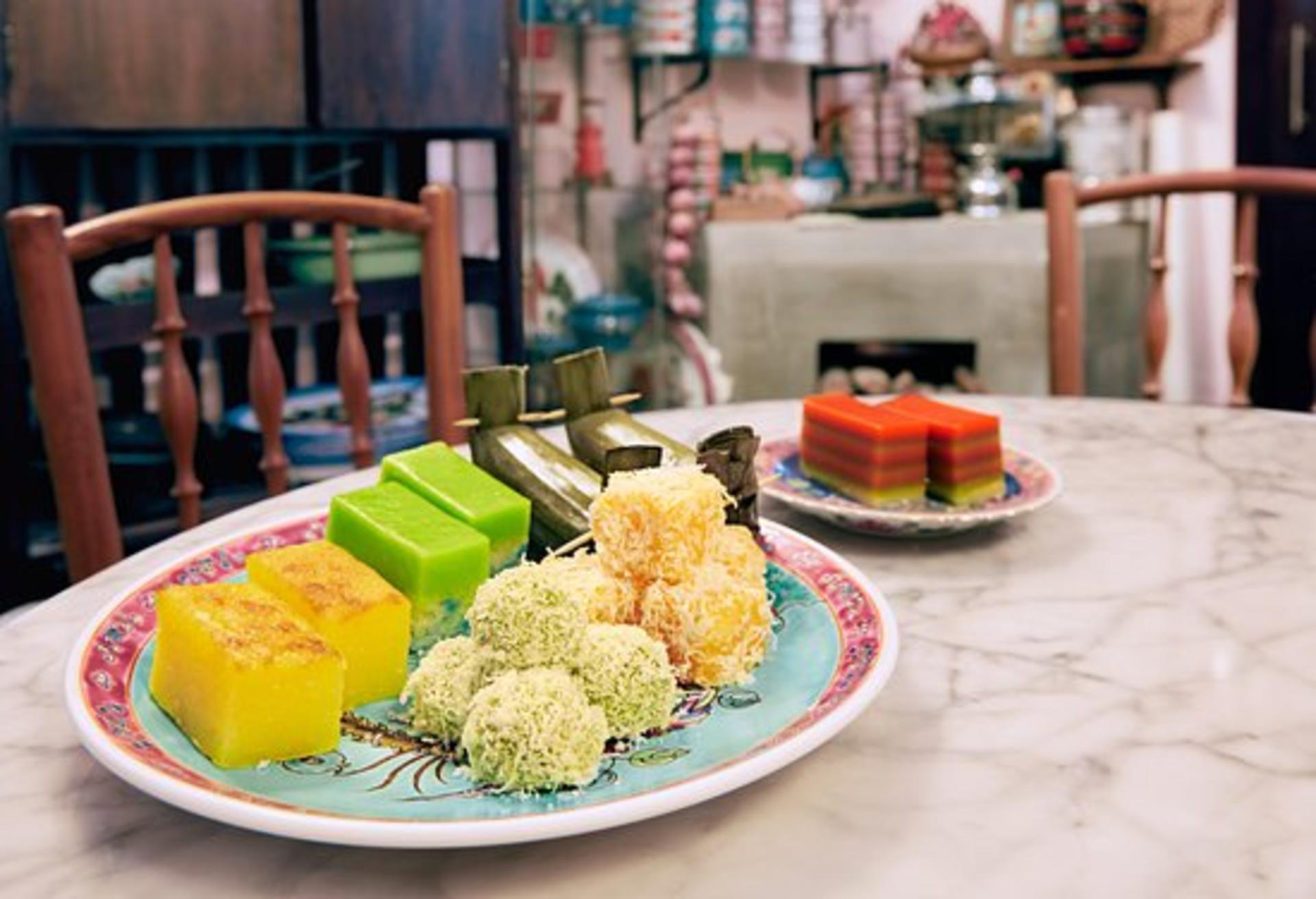 Singapore Peranakan Culture Half-Day Small Group Tour - Thumbnail 2
