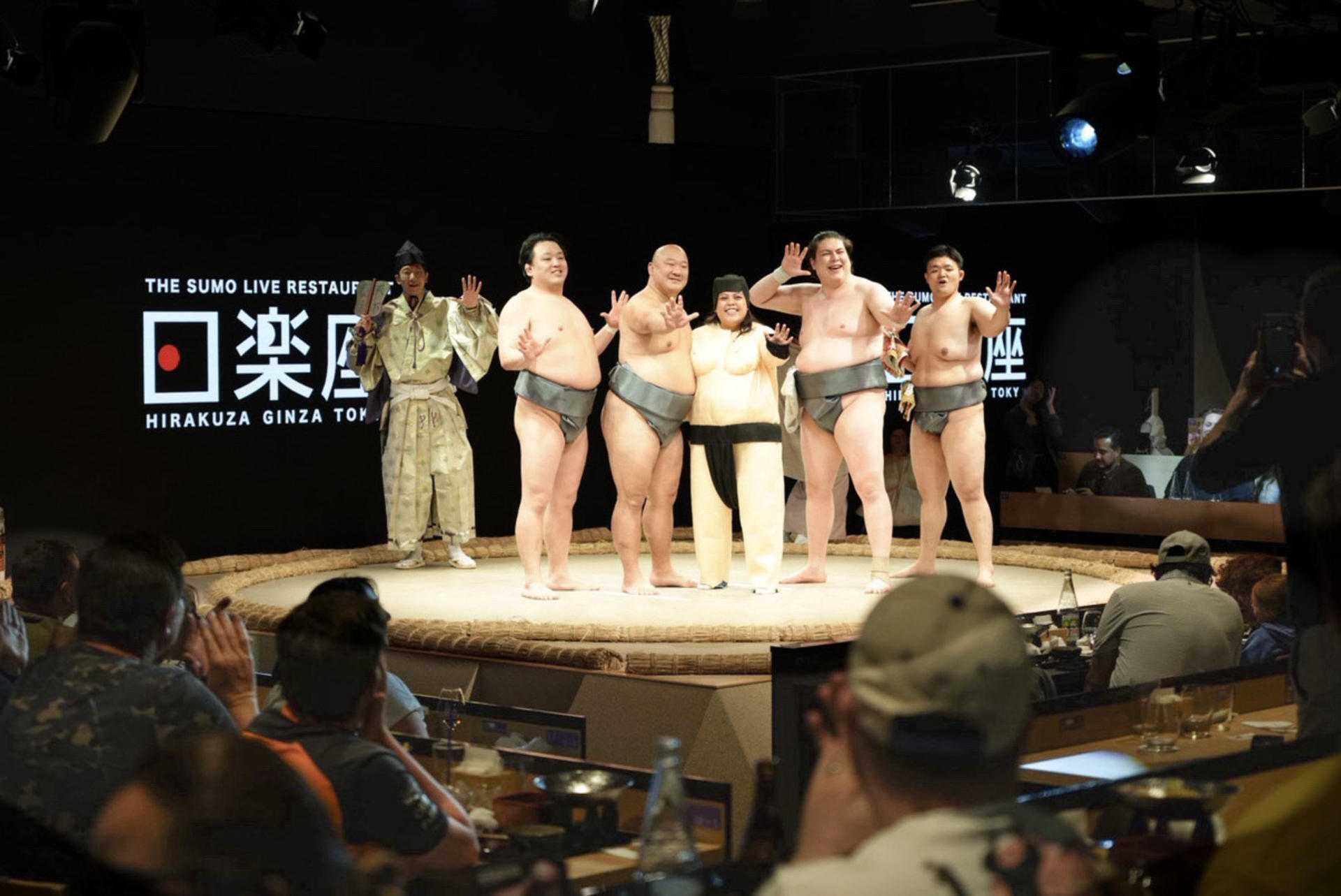 Sumo Show with Traditional Meal Course at HIRAKUZA GINZA TOKYO - Thumbnail 15