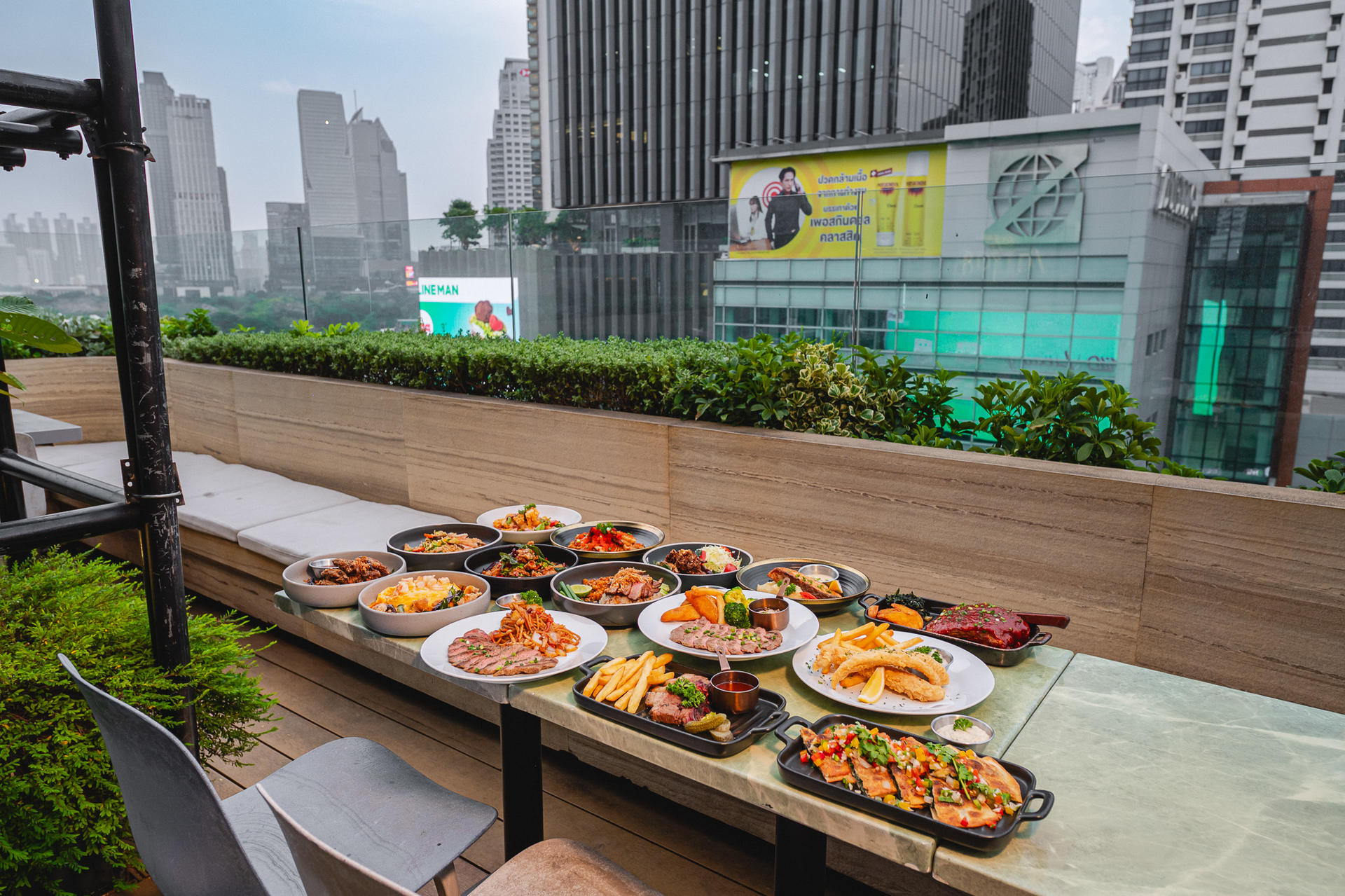 Atmos On Top Rooftop Dining (Silom Edge, Bangkok) - Thumbnail 3