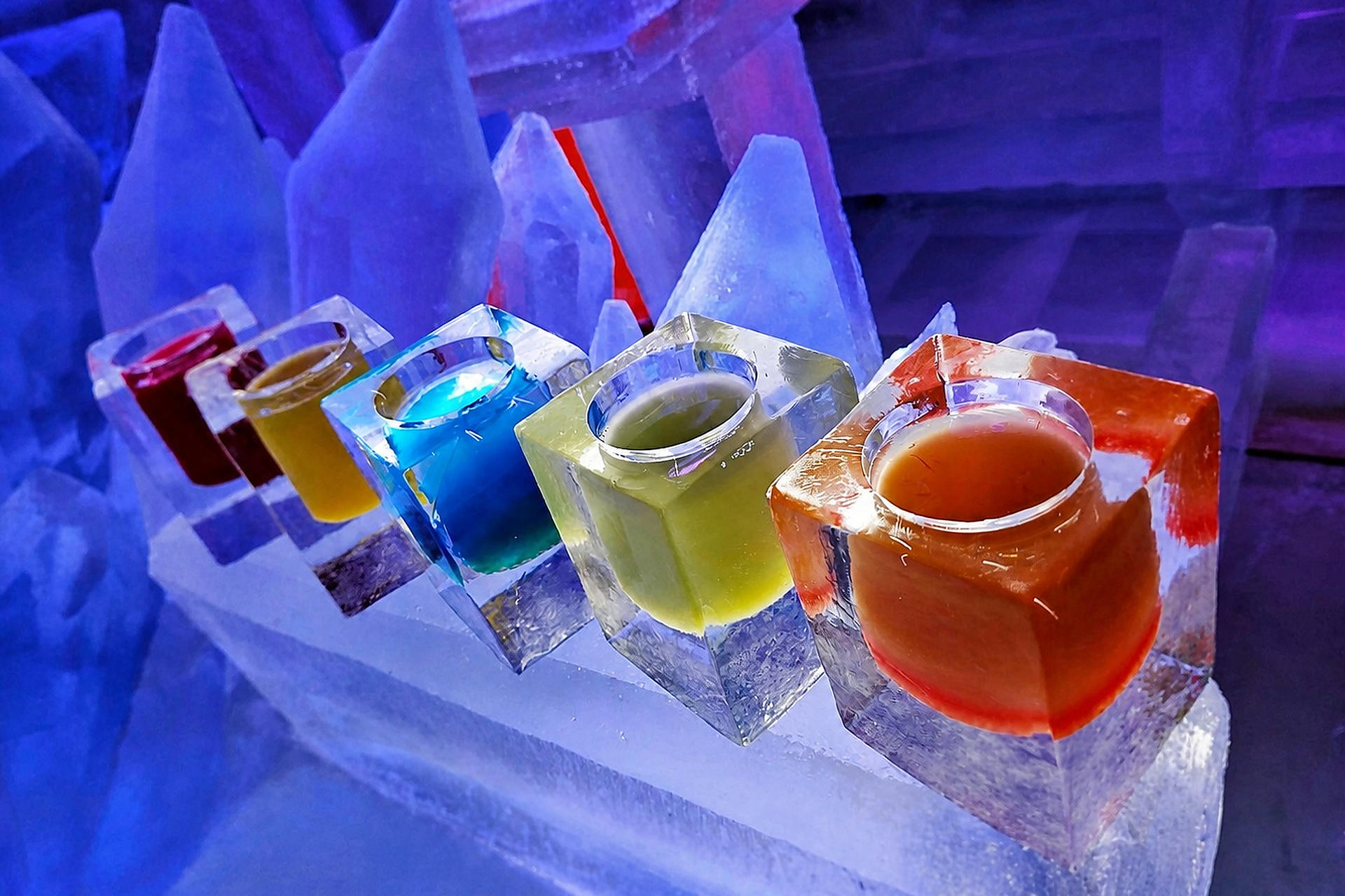 Hongdae Ice Cafe Experience with Drink & Refill in Seoul - Thumbnail 6