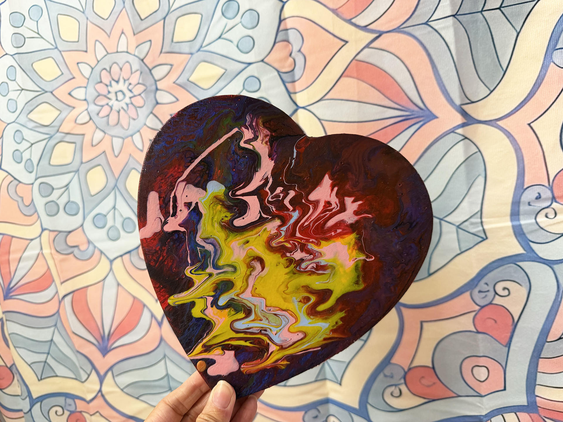Stanley Fluid Bear, Fluid Art Workshop IRREGULart  - Thumbnail 7