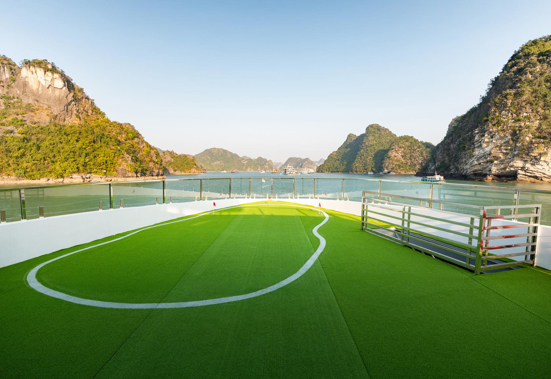 Hera Luxury Day Cruise: Ha Long Bay & Lan Ha Bay Tour - Thumbnail 10