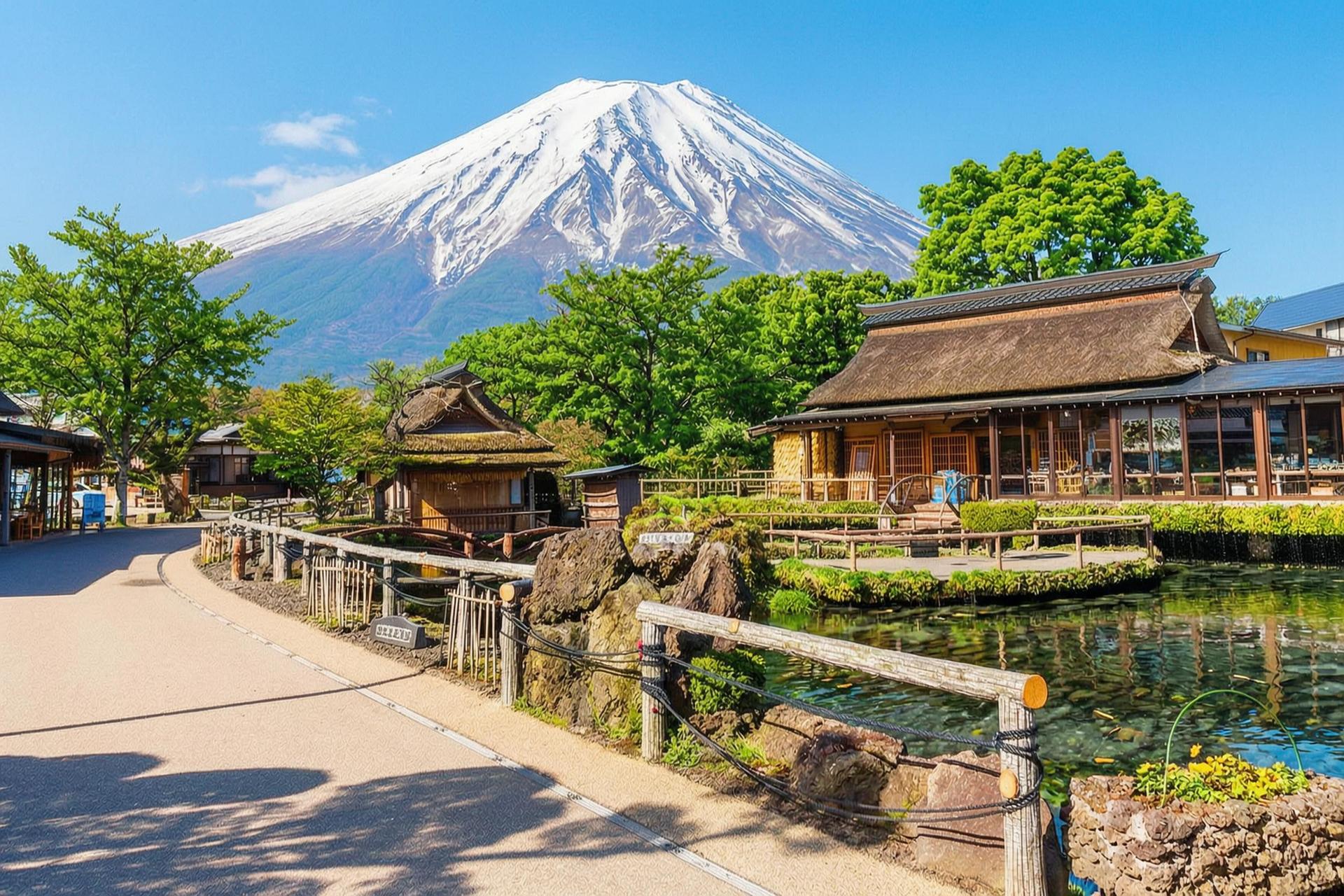 Mount Fuji Brilliant Scenery One-Day Tour (Departing from Tokyo) - Thumbnail 34