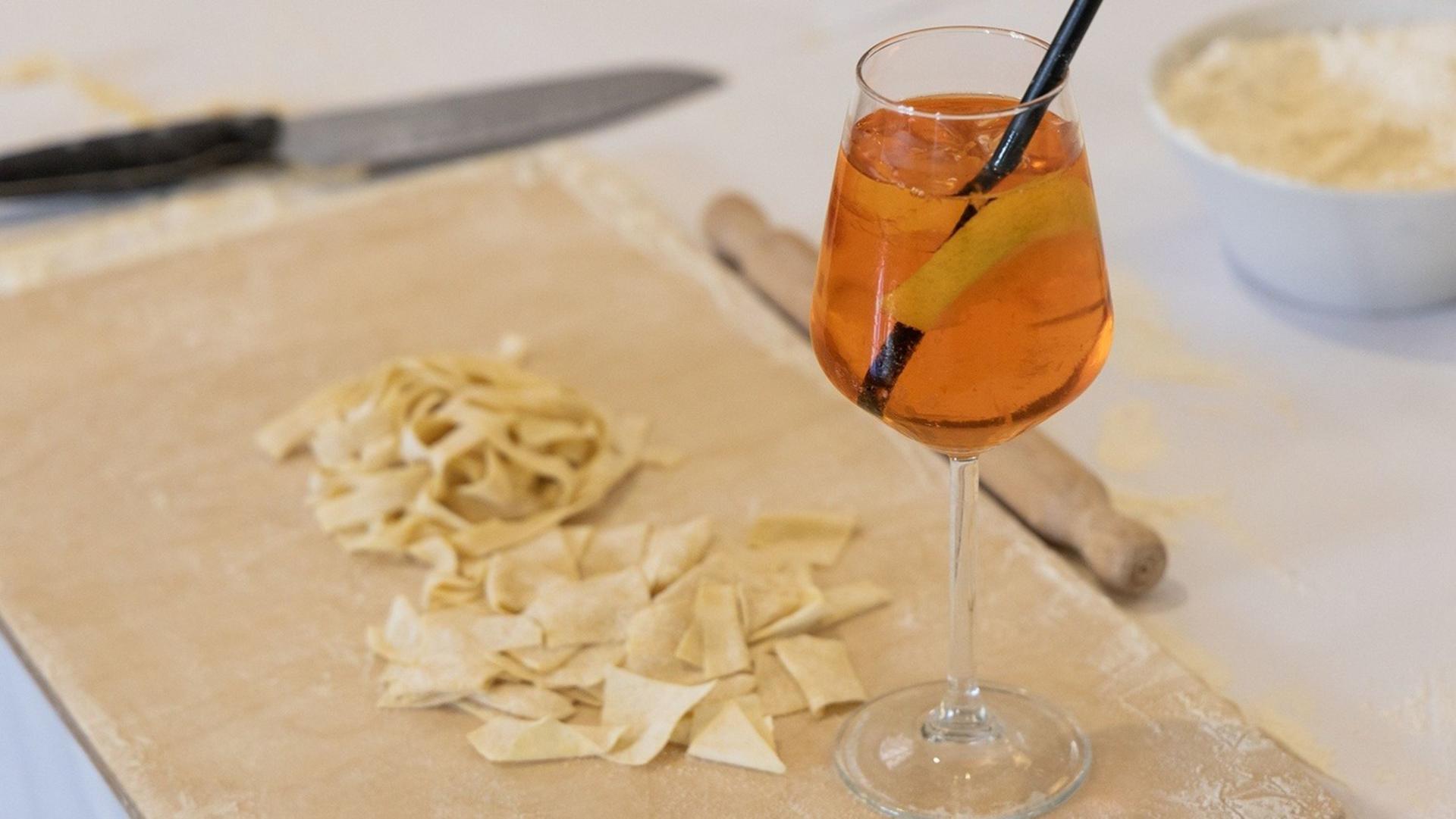 Spritz, Fettuccine & Maltagliati Cooking Class in Piazza Navona - Thumbnail 2