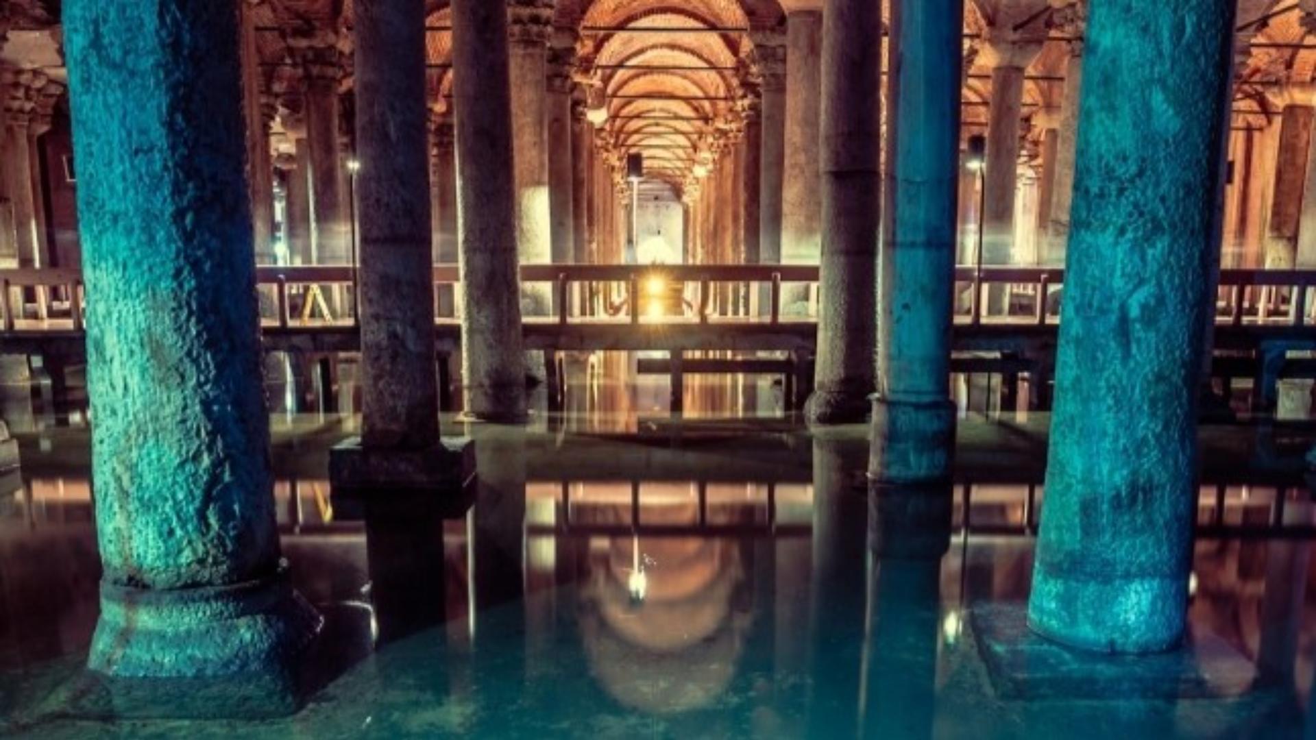 Basilica Cistern Skip-the-Line Ticket - Thumbnail 2