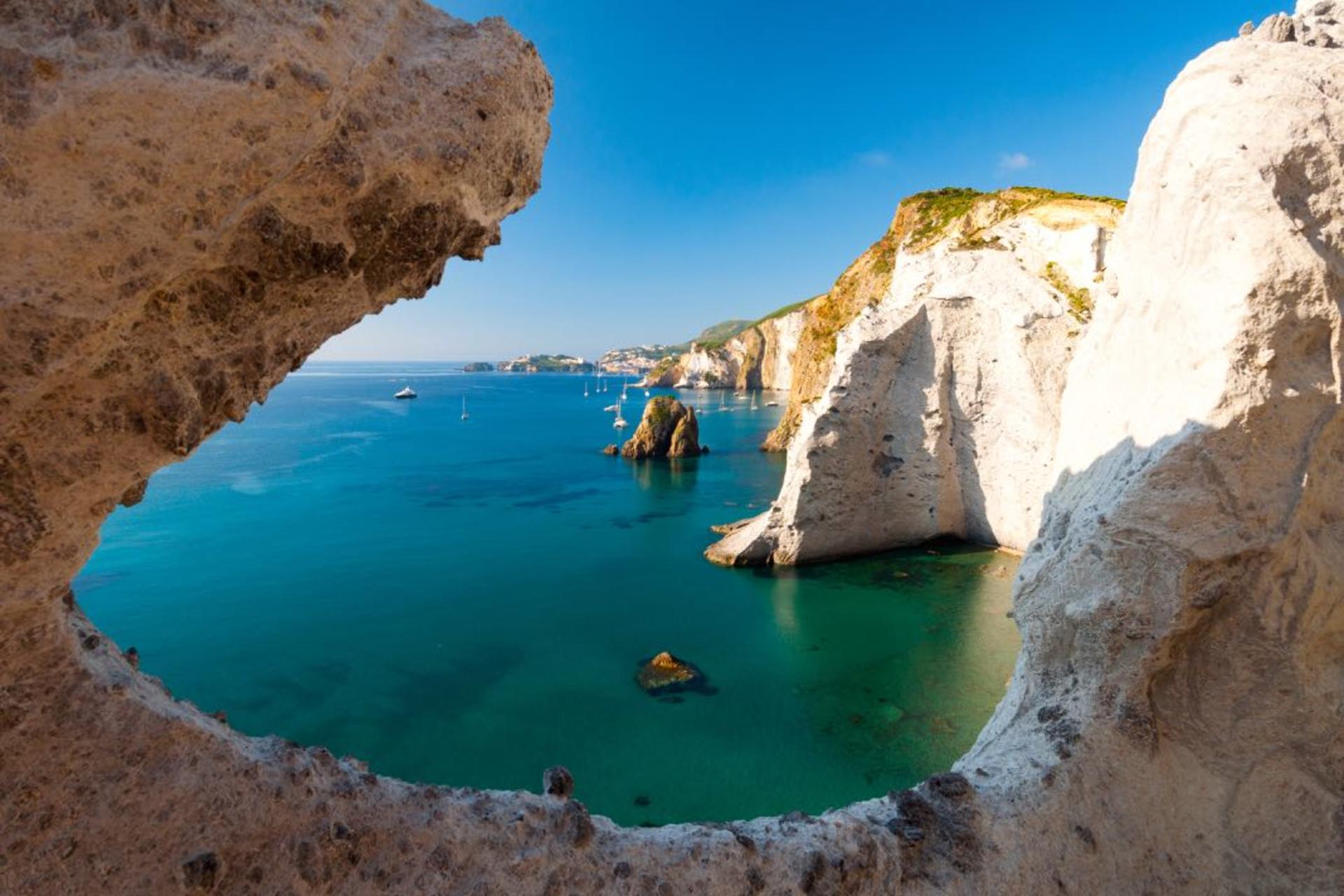 Ponza Island Day Trip from Anzio: Boat Excursion with Lunch - Thumbnail 9