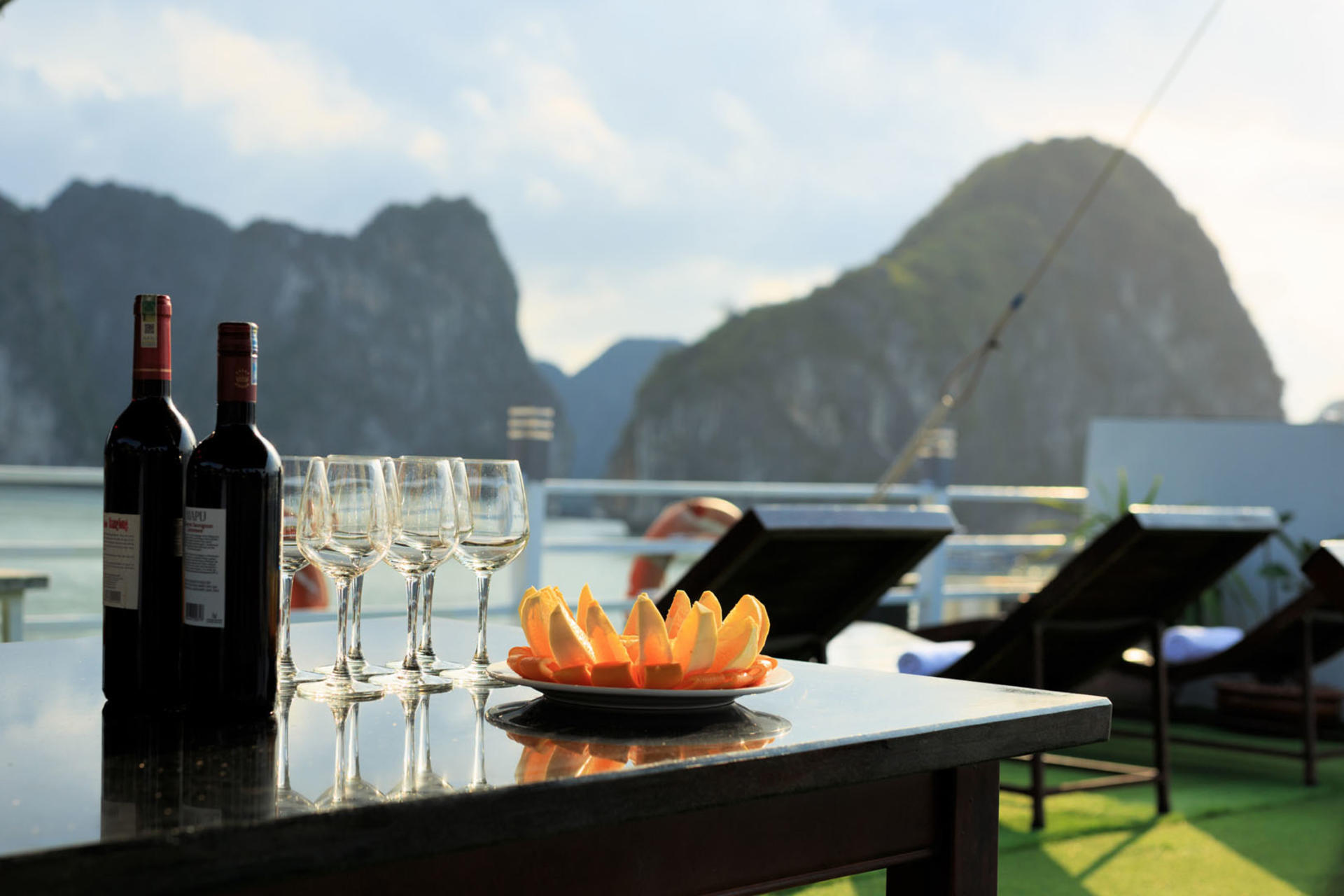 Cozy Bay Classic 2D1N Cruise: Ha Long Bay, Sung Sot, Ti Top - Thumbnail 6