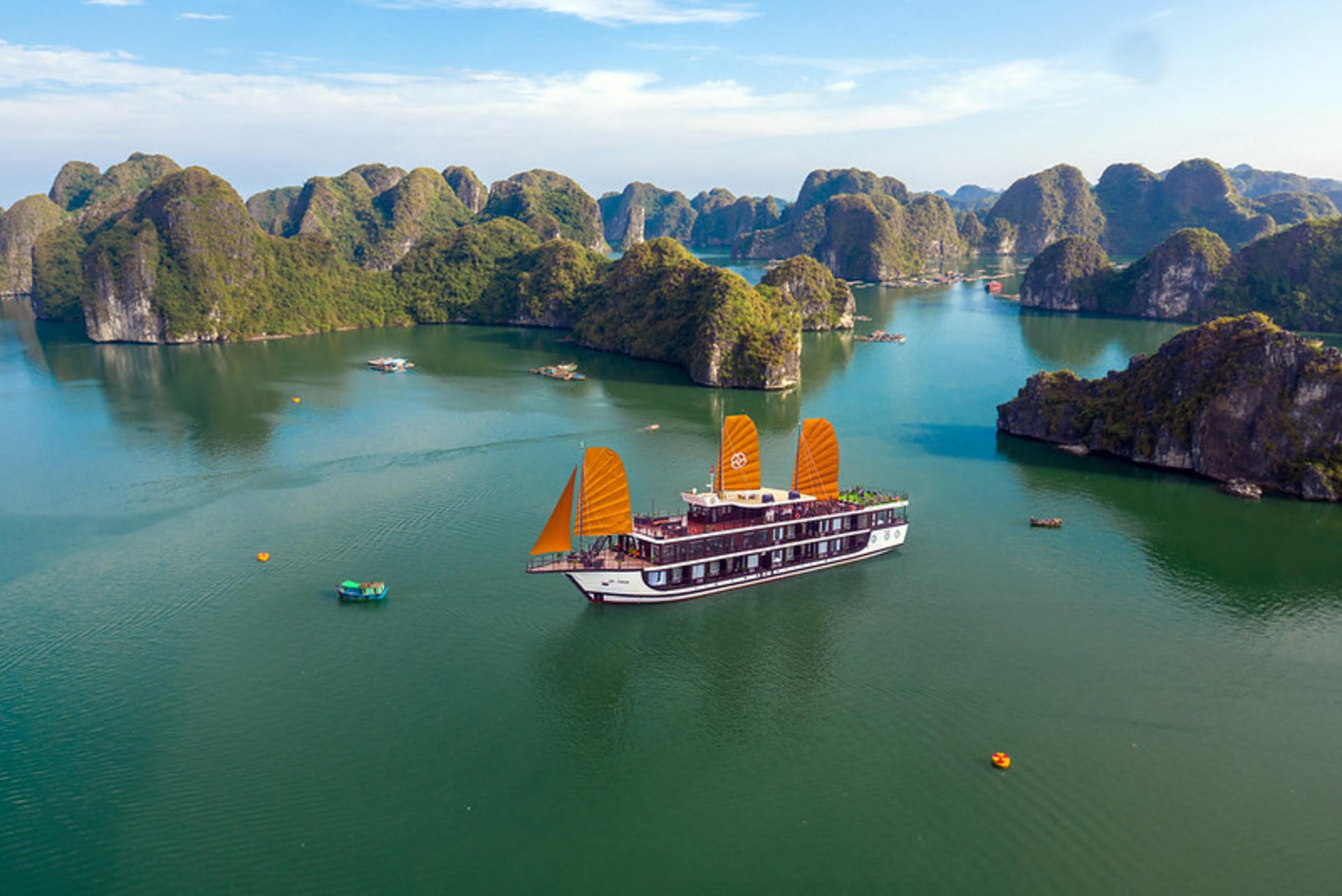 Peony 2D1N Cruise: Ha Long Bay & Lan Ha Bay Tour - Thumbnail 8