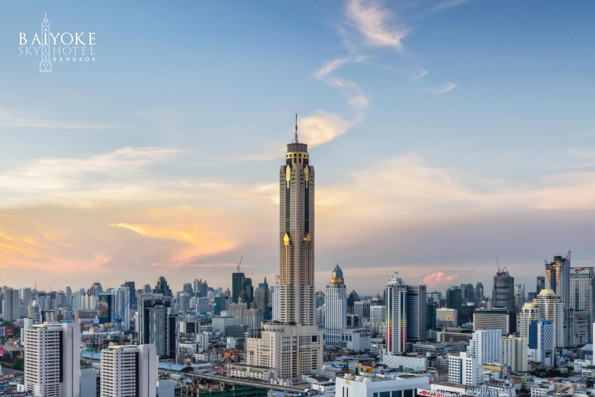 Baiyoke Sky Hotel Buffet and 81st Floor Ticket - Thumbnail 2