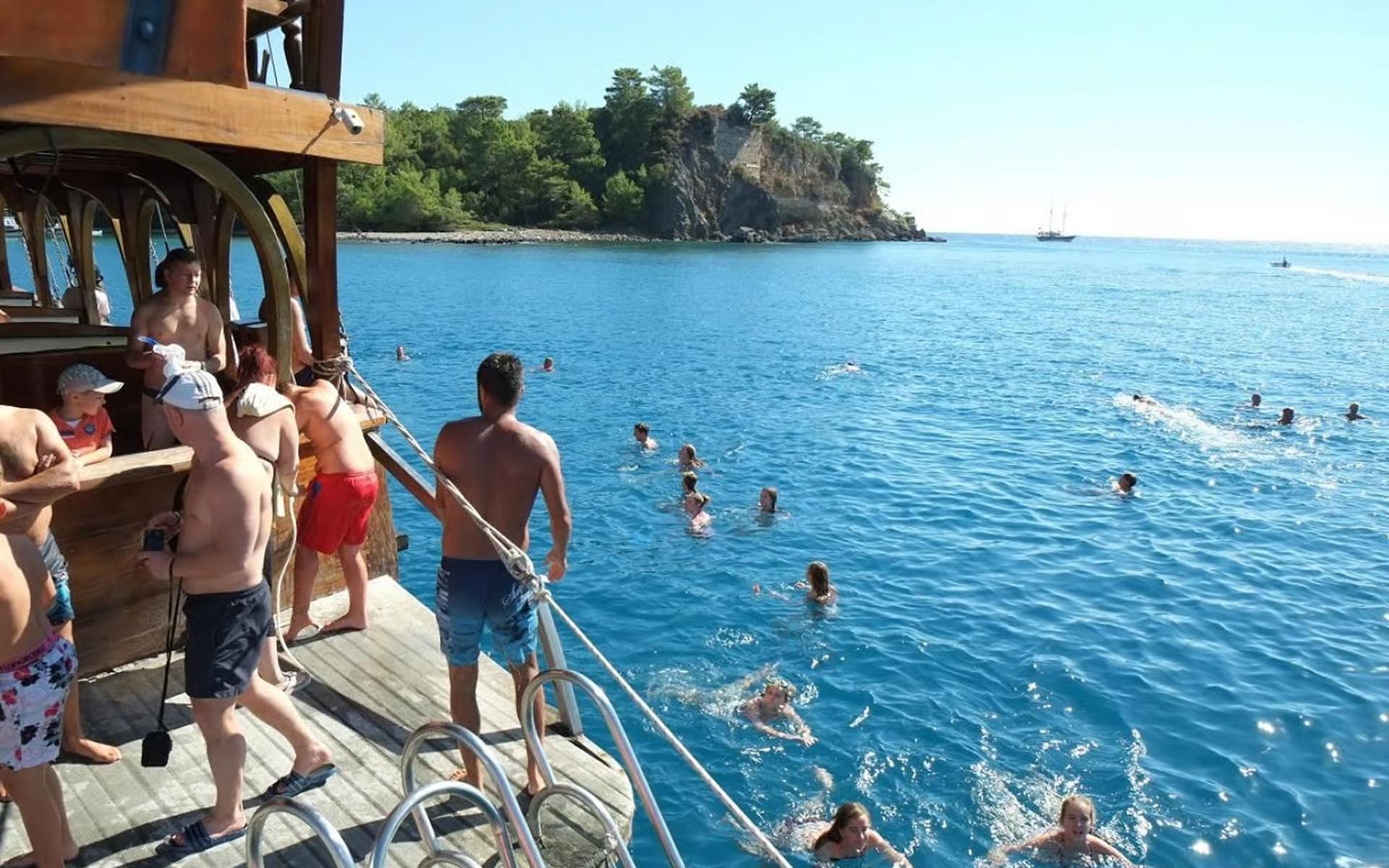 Antalya Duden Waterfalls Sightseeing Cruise with Lunch & Soft Drinks - Thumbnail 4