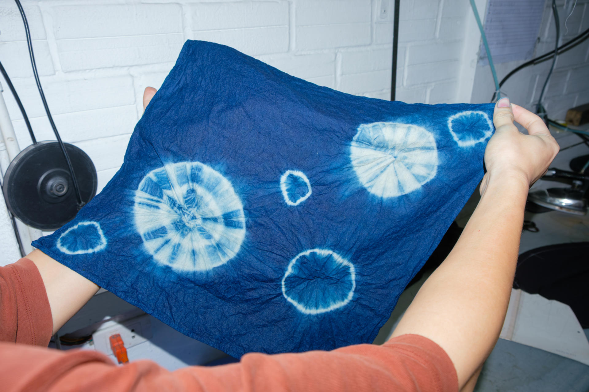 Hanoi Indigo Workshop: Natural Tie-Dye with Local Artisans - Thumbnail 13