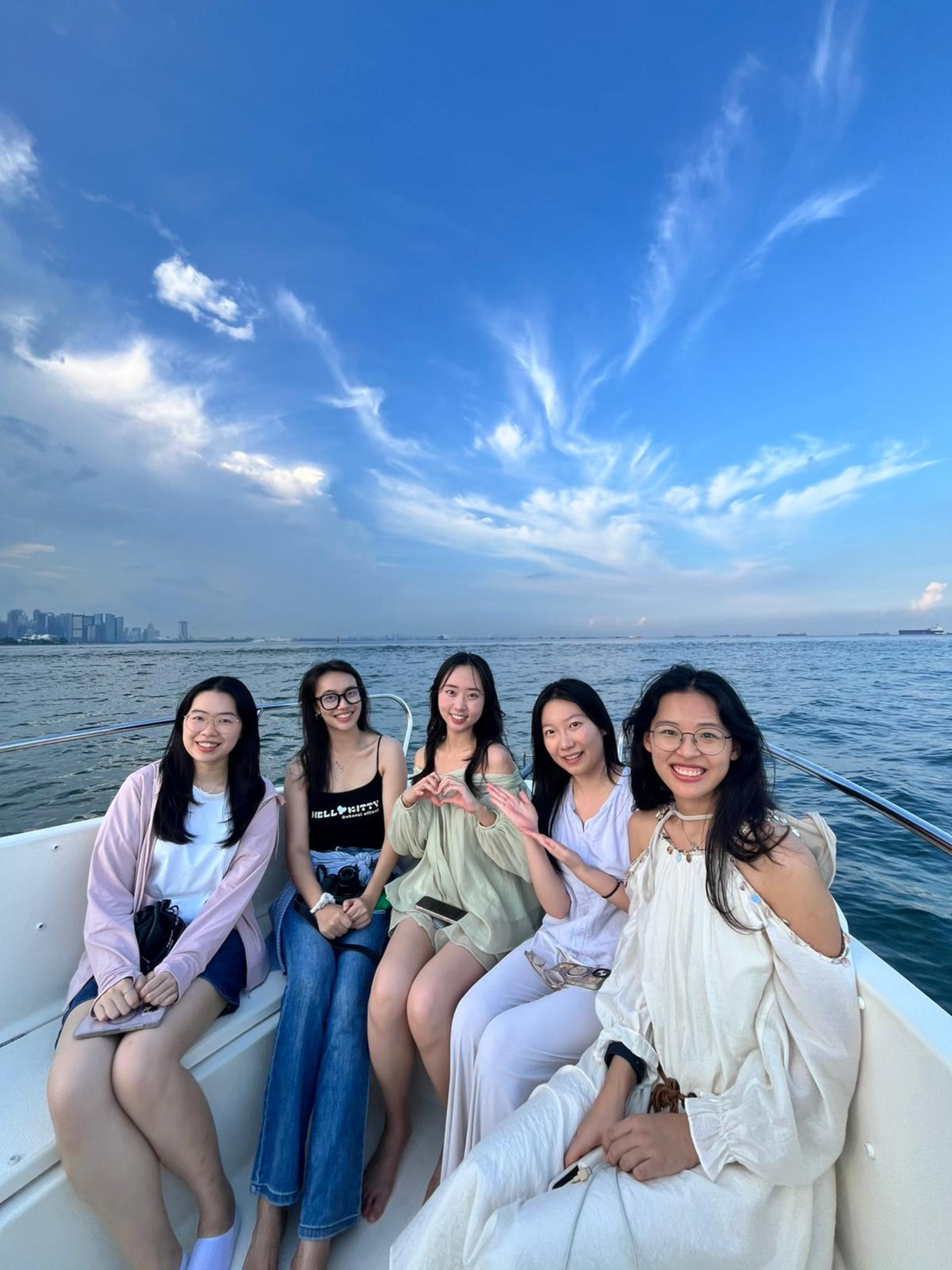 Southern Islands Speedboat Guided Tour by YachtCruiseSG - Thumbnail 17