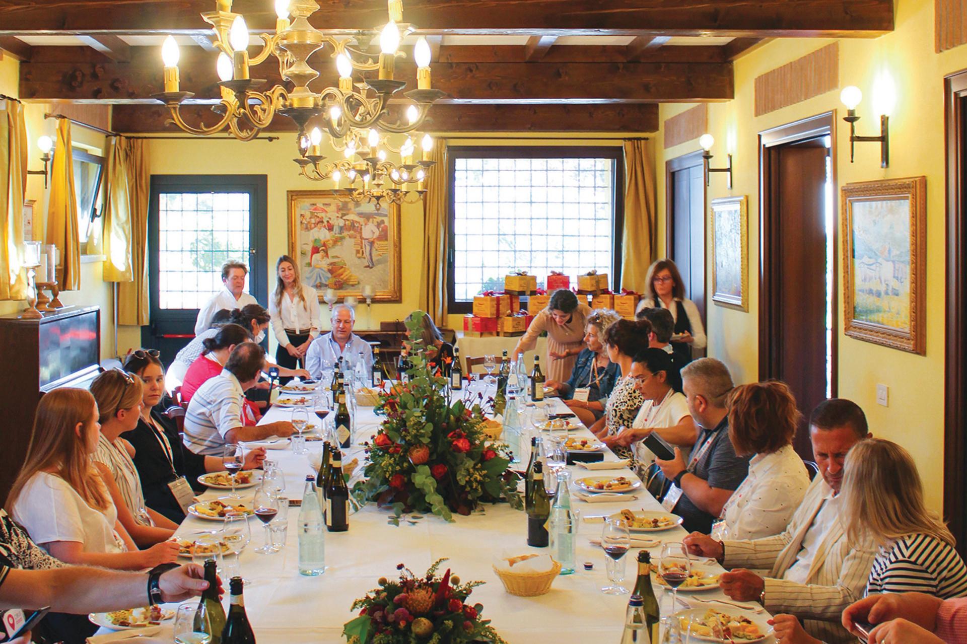 Modena Balsamic Vinegar: A True Taste Experience - Thumbnail 15