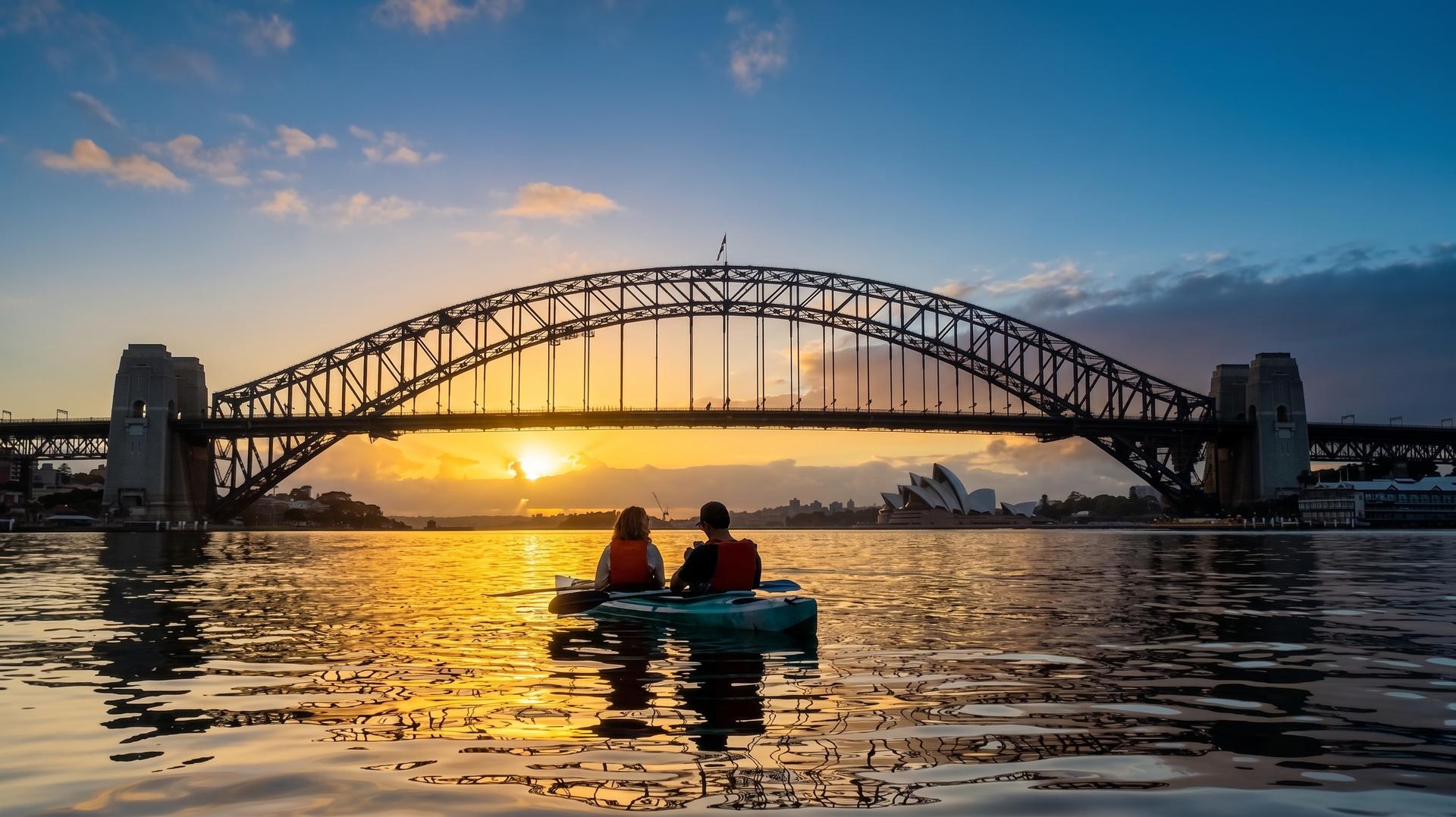 Sydney Sunrise Small-Group Kayak Tour: Harbour Bridge, Opera House - Thumbnail 10
