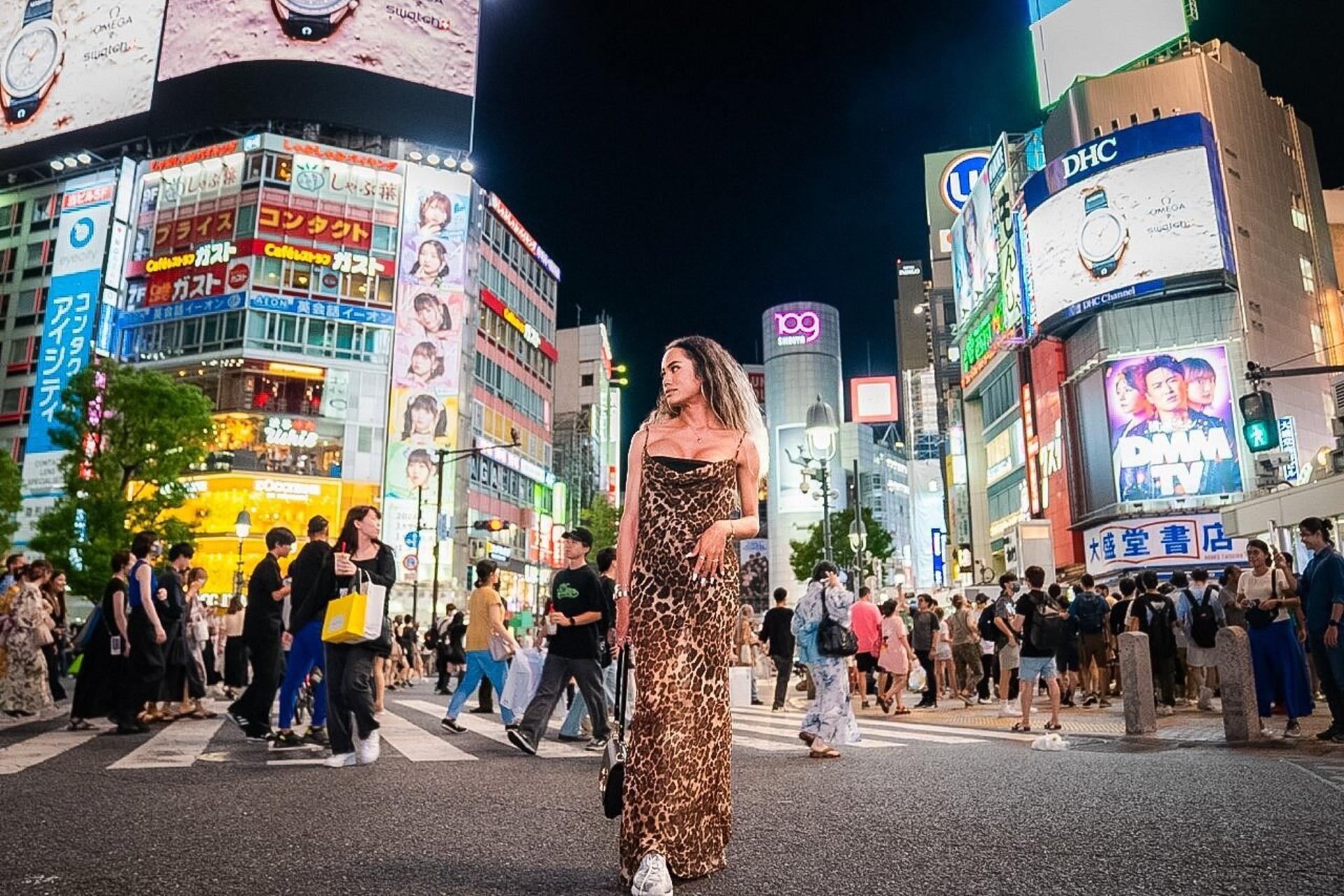 Tokyo Portrait Tour with a Professional Photographer - Thumbnail 11