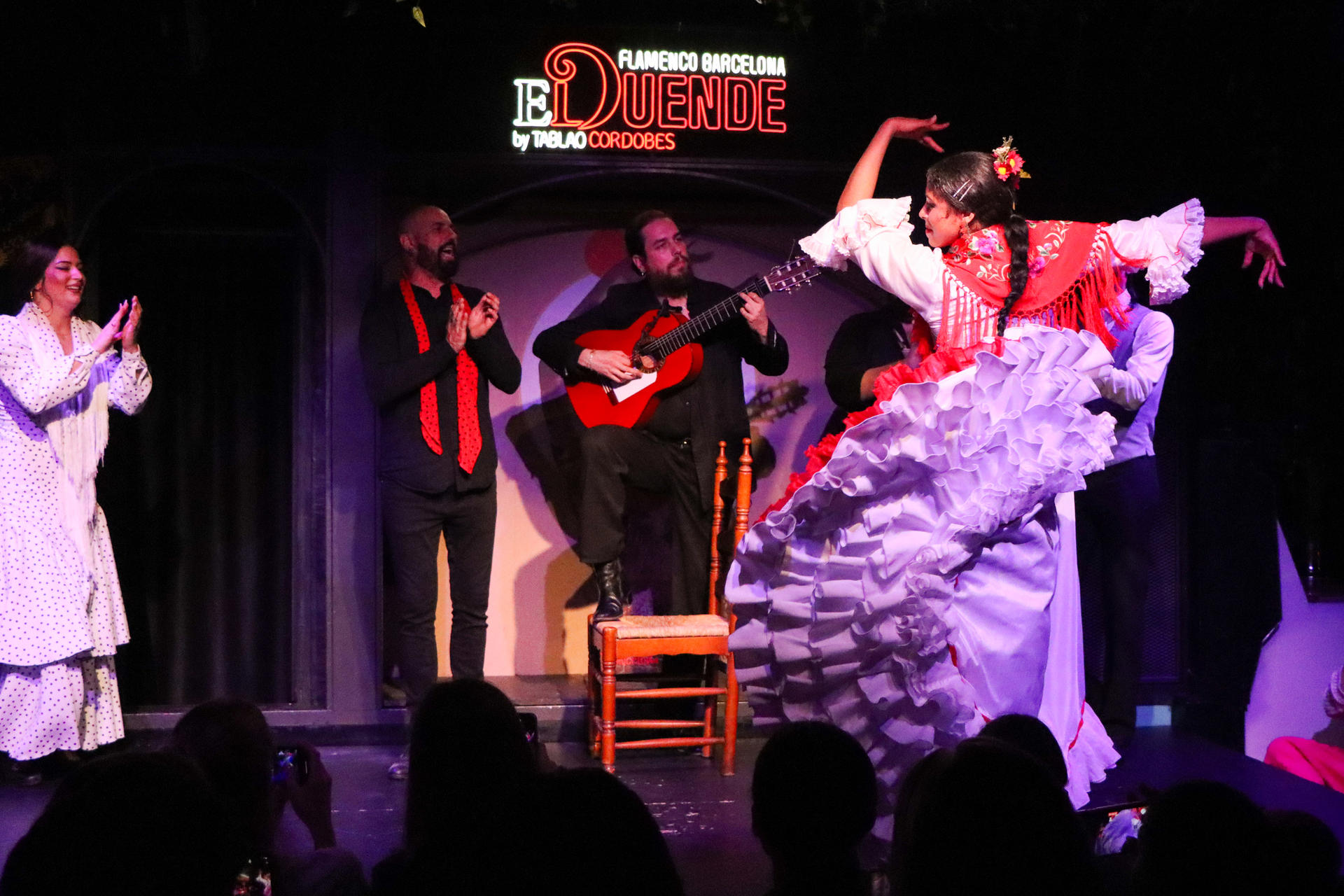 Flamenco Show with Optional Drinks at El Duende in Barcelona - Thumbnail 14