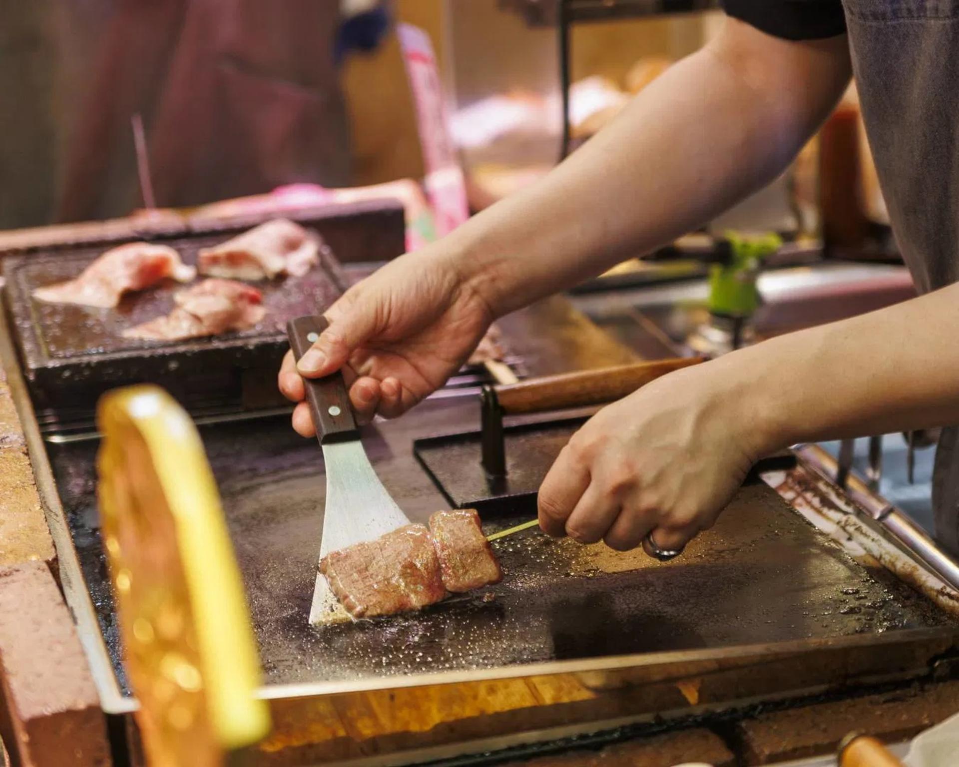 Kyoto Nishiki Market Half-Day Food Walking Tour - Thumbnail 9