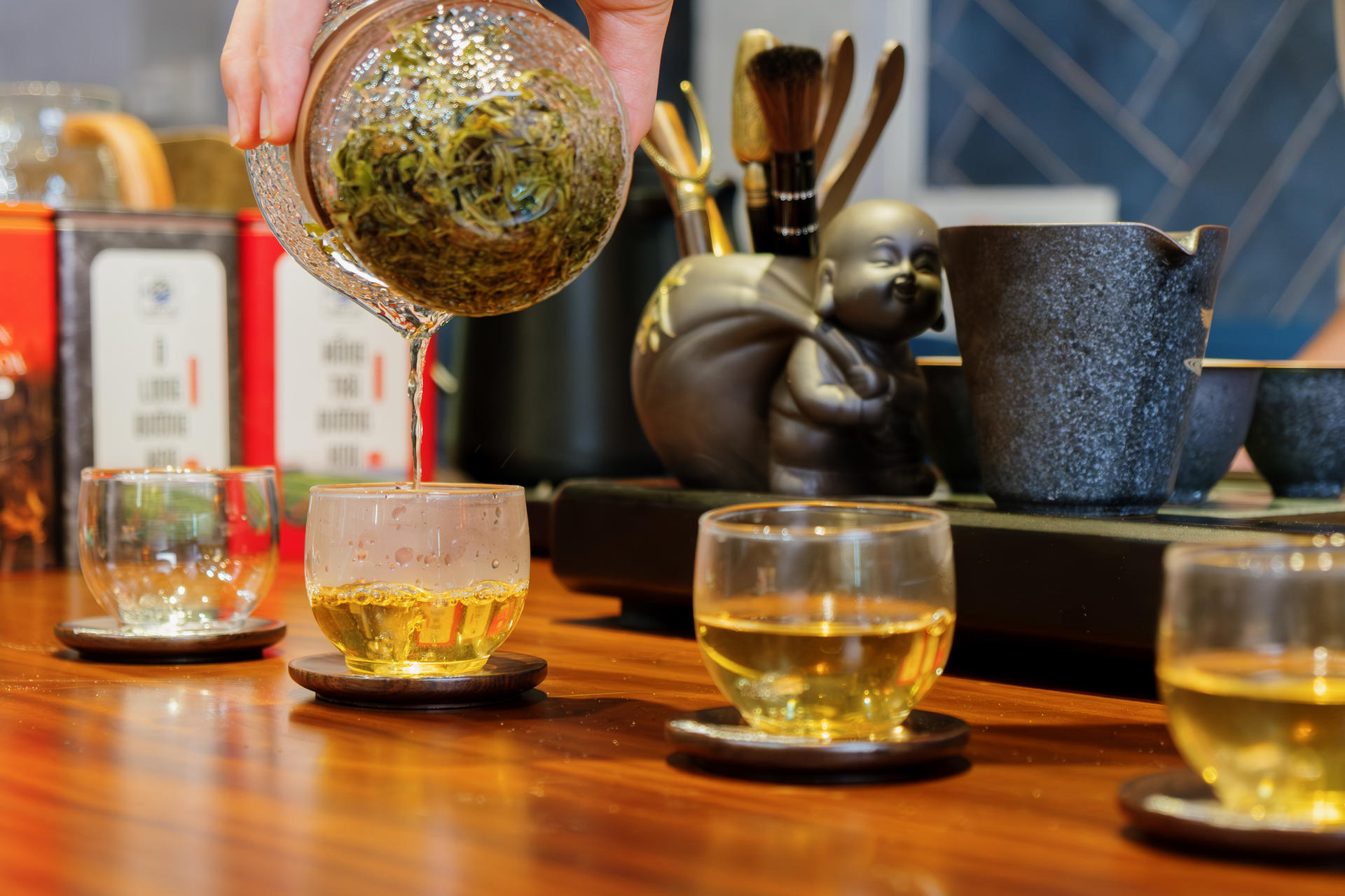 Mooncake Baking Experience with Vietnamese Tea Tasting in Hanoi - Thumbnail 32