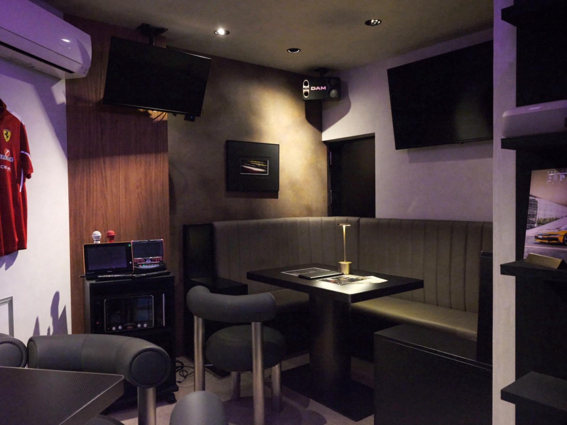 Tokyo Akasaka: PIT BAR – Pit Stop Challenge &4WD Building! - Thumbnail 28
