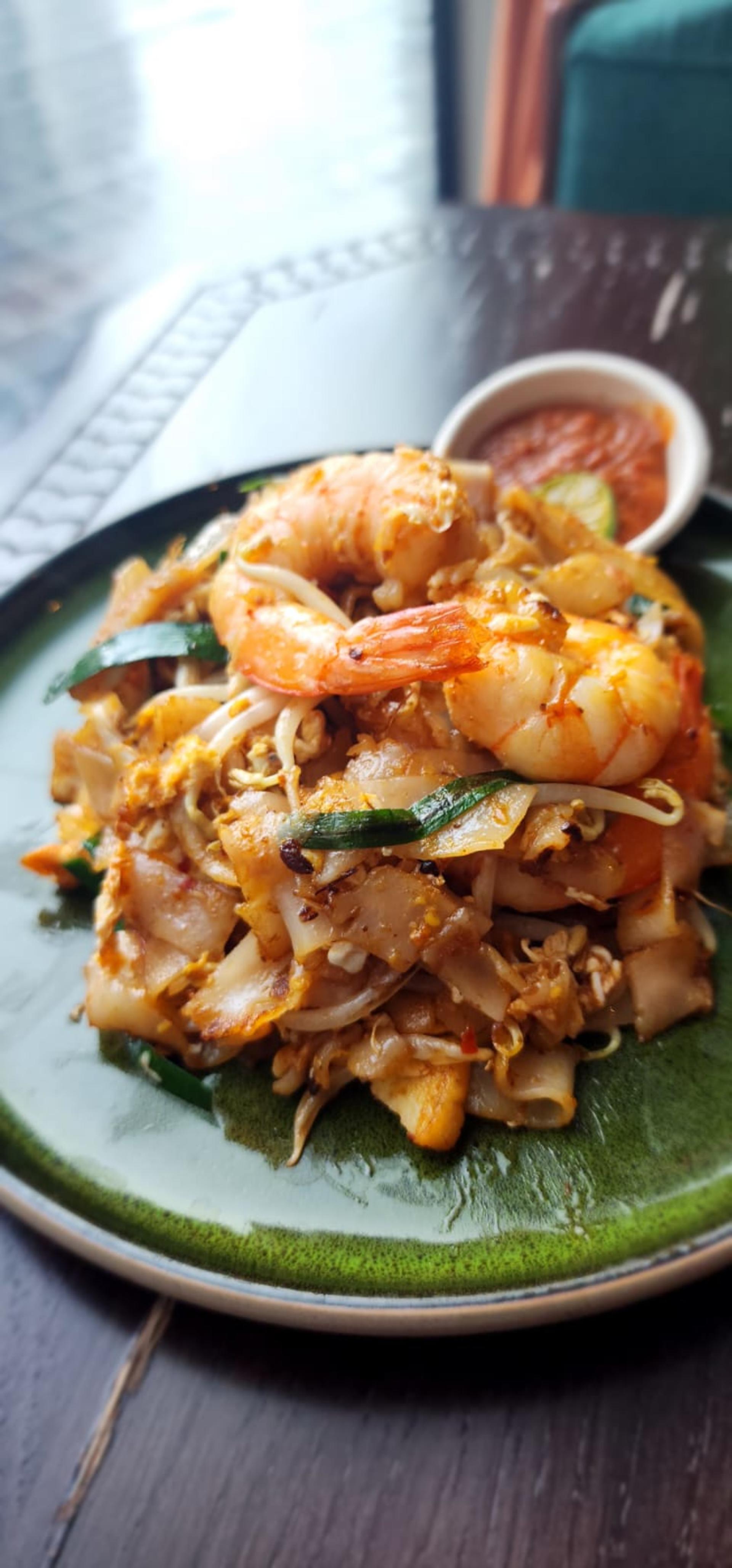 Cafe OSG Zichar Tea Room and Wine Bar, Singapore  - Thumbnail 9
