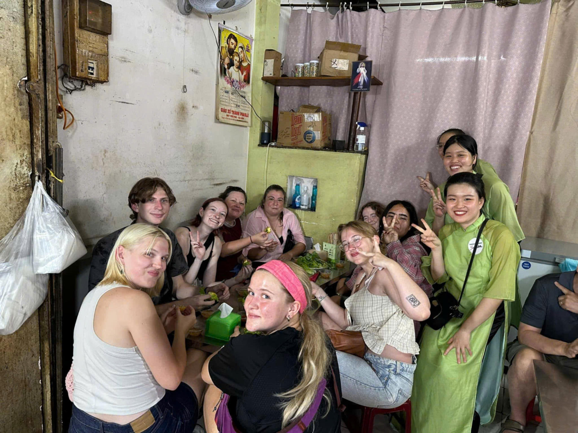 Ho Chi Minh City: Street Food Tour with 12 Tastings - Thumbnail 16