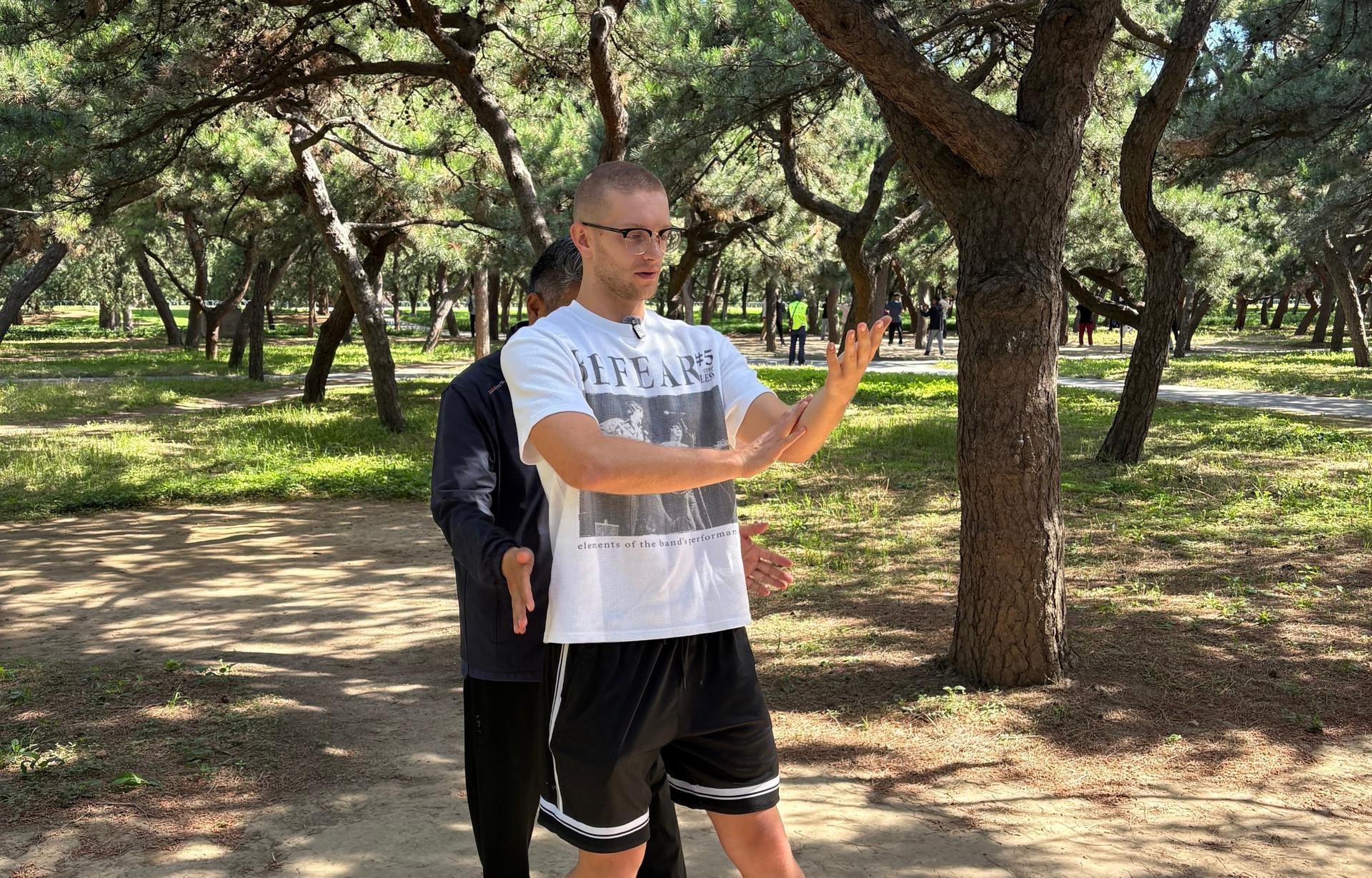 Beijing Temple of Heaven Half-Day Tai Chi Experience - Thumbnail 8